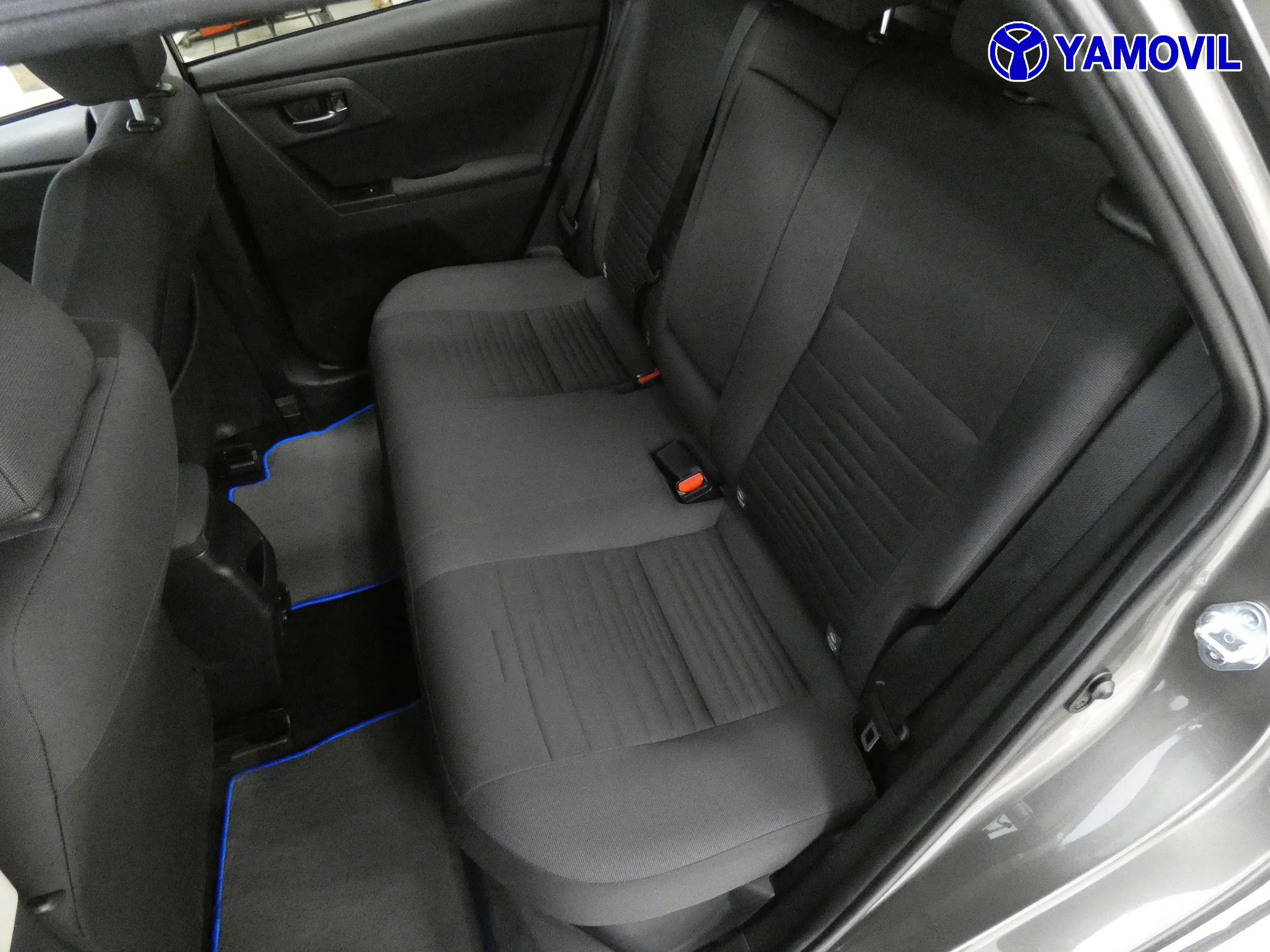 Toyota Auris TOURING 1.8 HYBIRD ACTIVE 5P - Foto 14