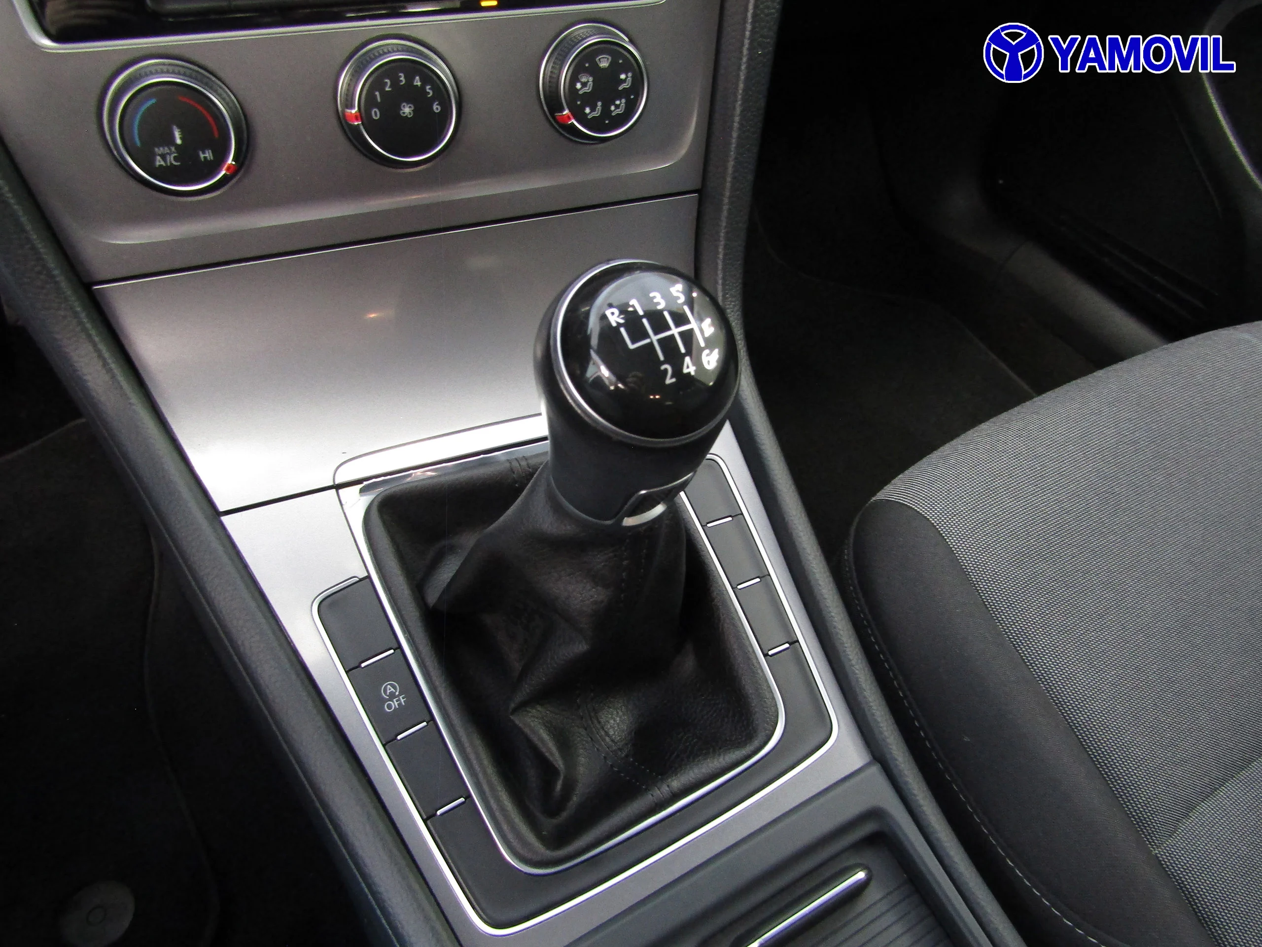 Volkswagen Golf 1.2 TSi EDITION 3P - Foto 22