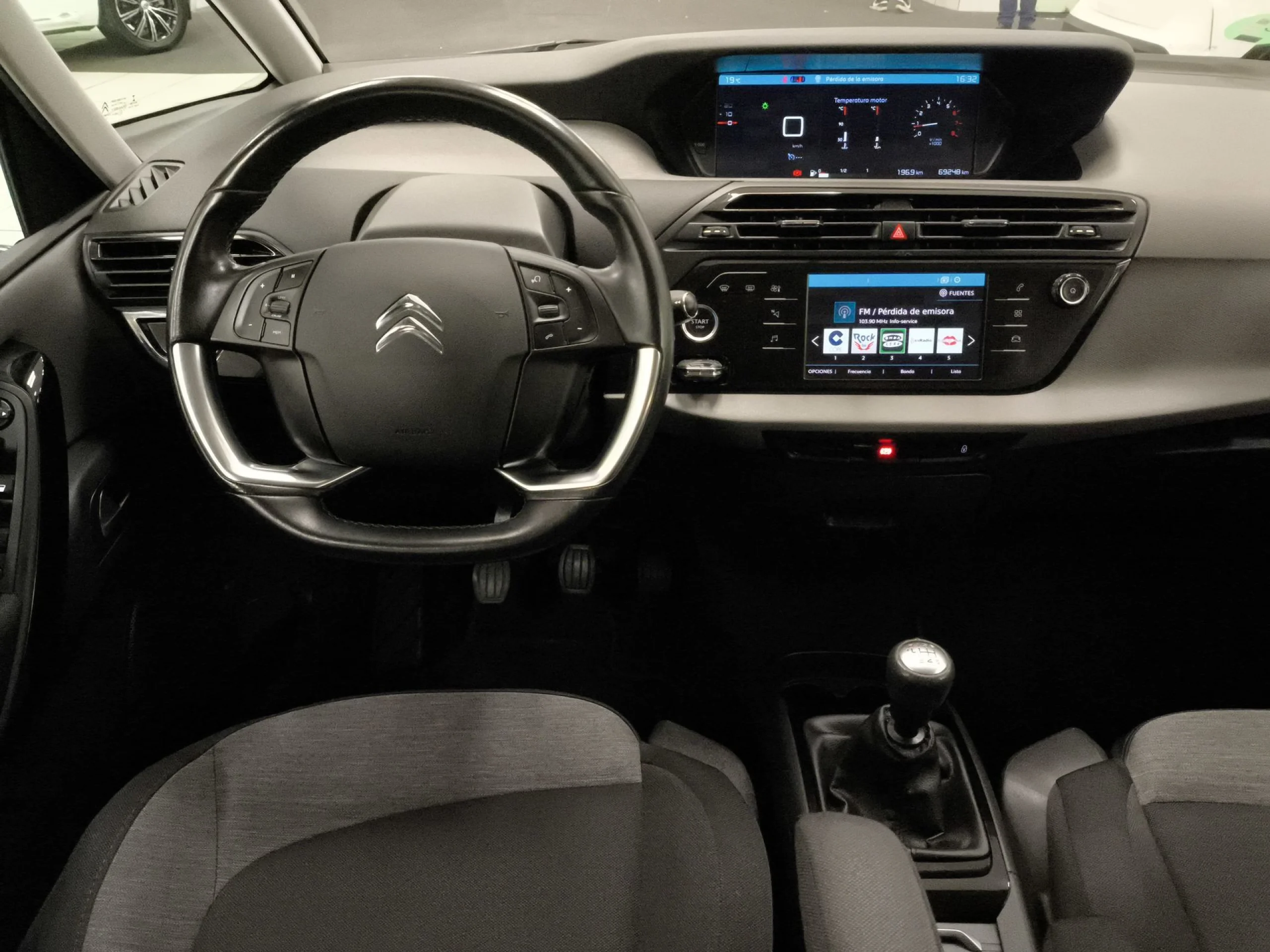 Citroen C4 Picasso PureTech 130 SANDS Feel 96 kW (130 CV) - Foto 18