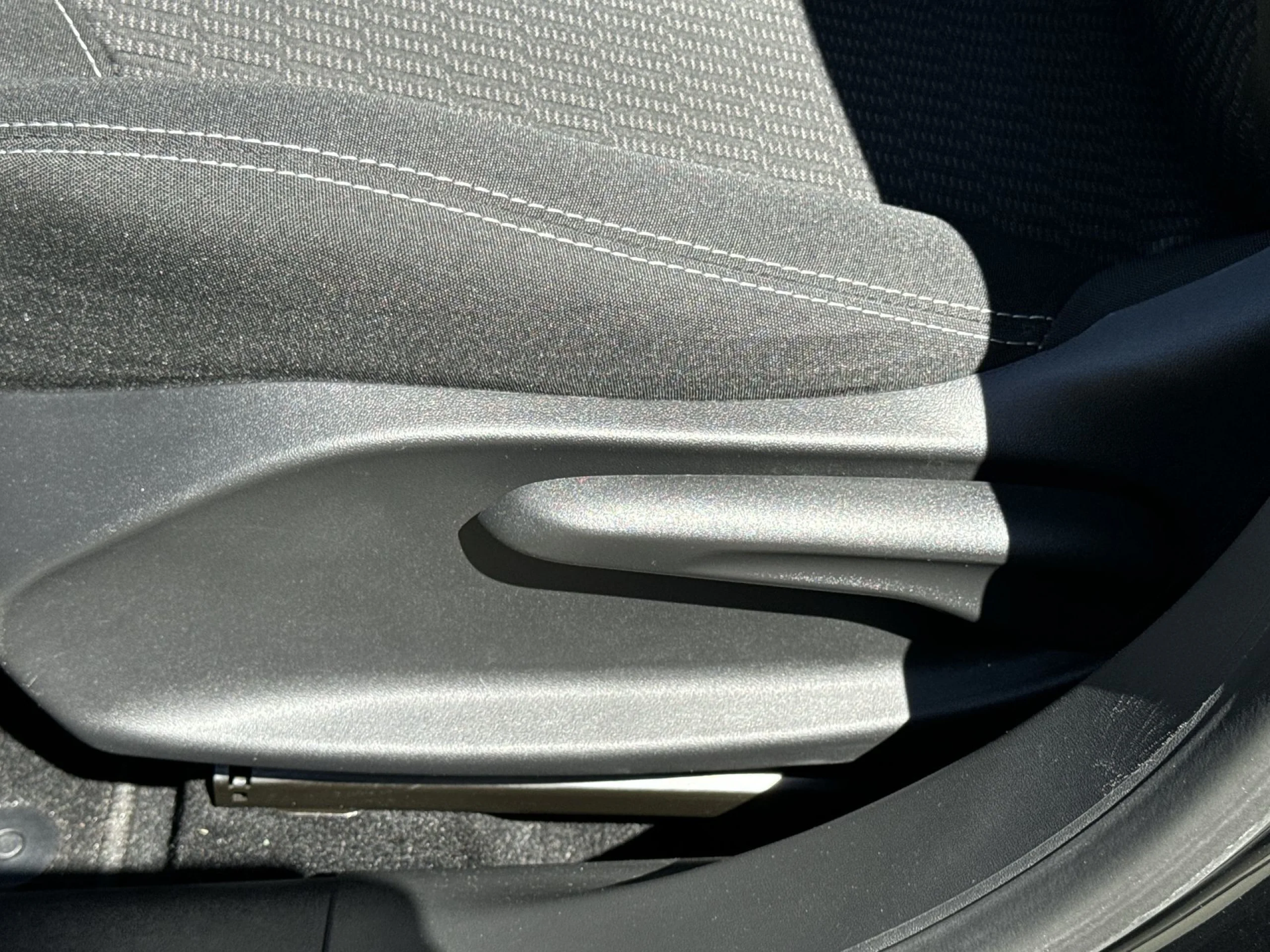 Peugeot 208 1.6 BlueHDI Active 55 kW (75 CV) - Foto 9