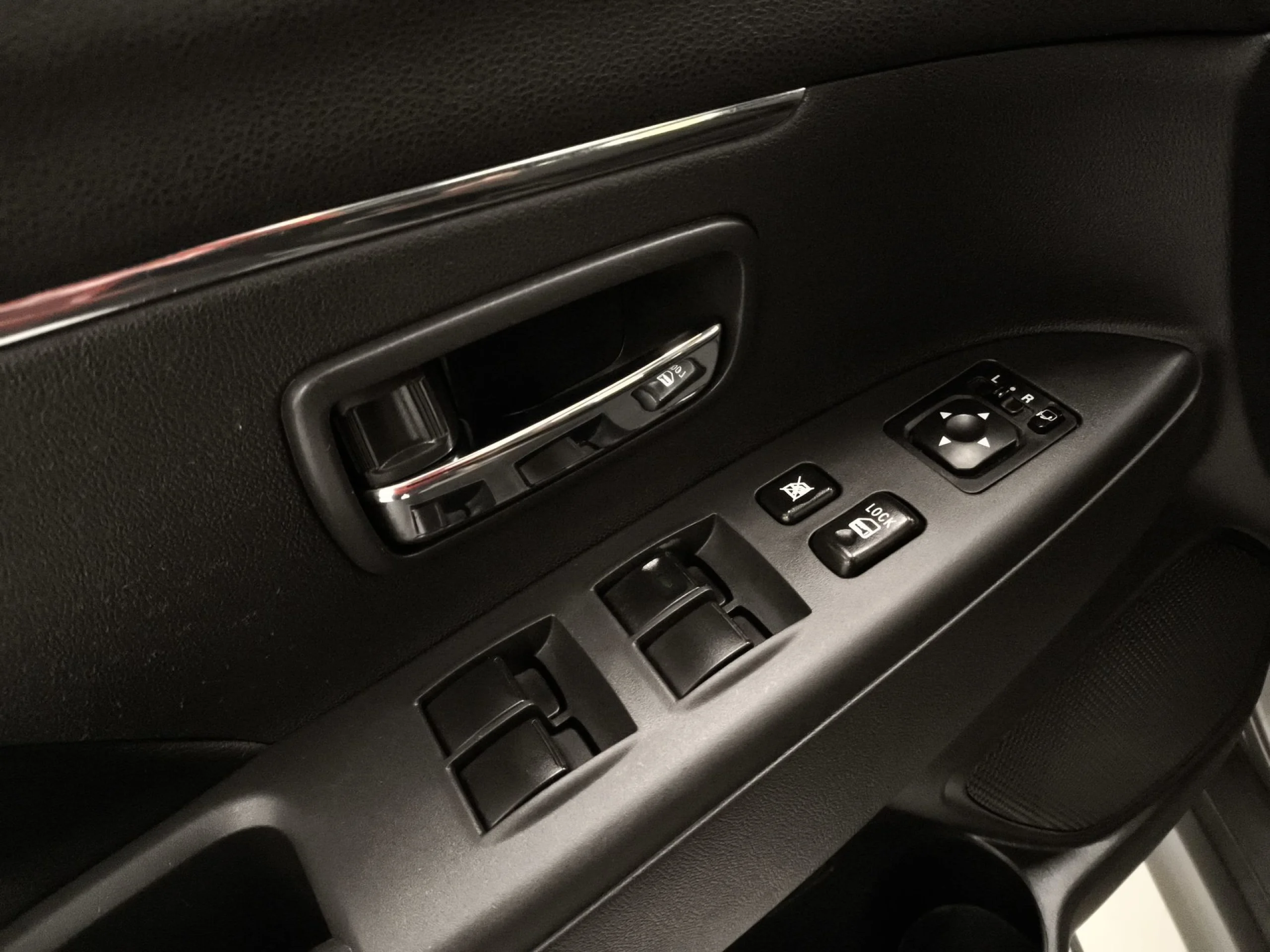 Mitsubishi ASX 180 DI-D Kaiteki 85 kW (116 CV) - Foto 10