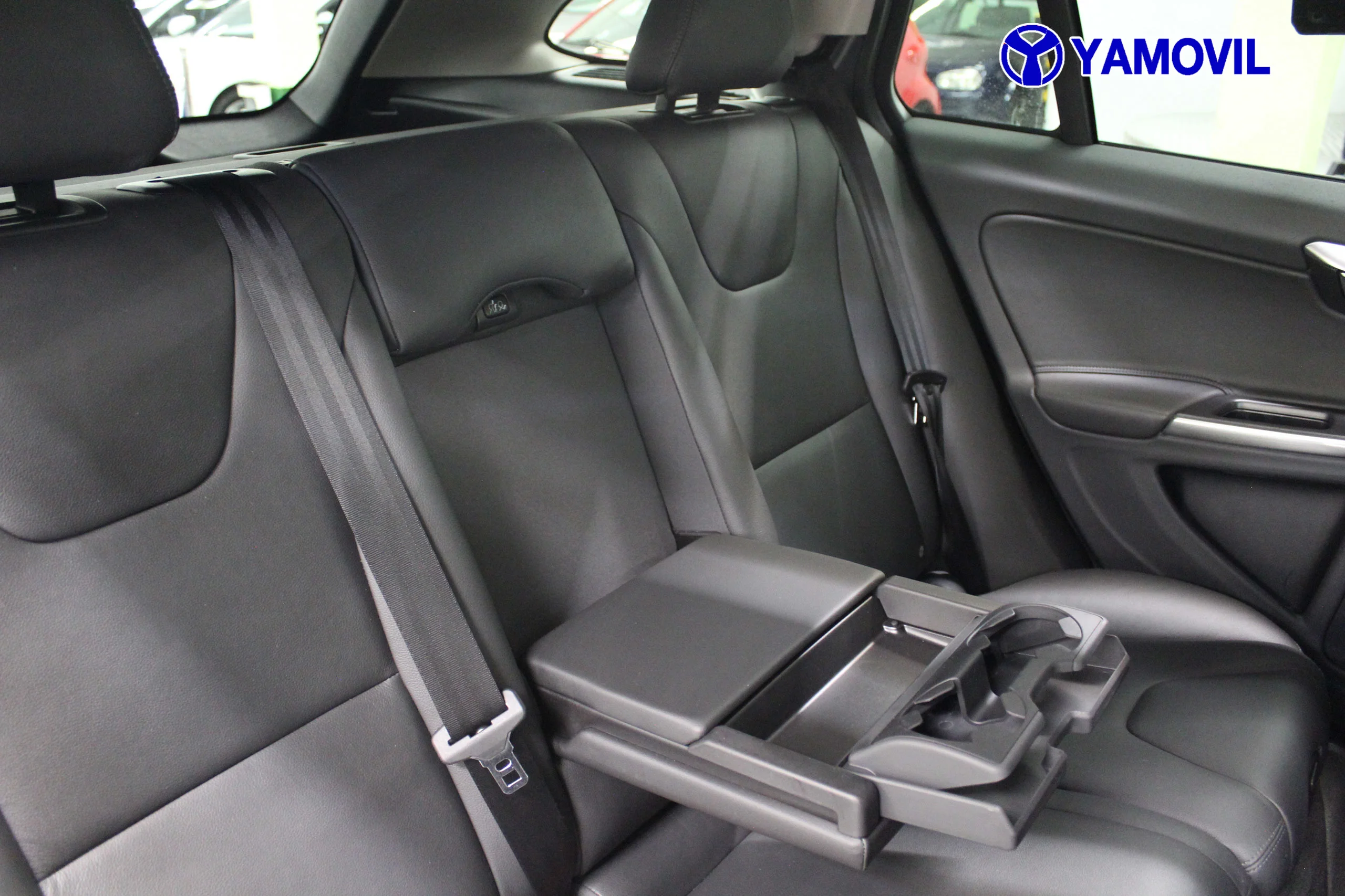 Volvo V60 D4 Summum Auto 140 kW (190 CV) - Foto 16