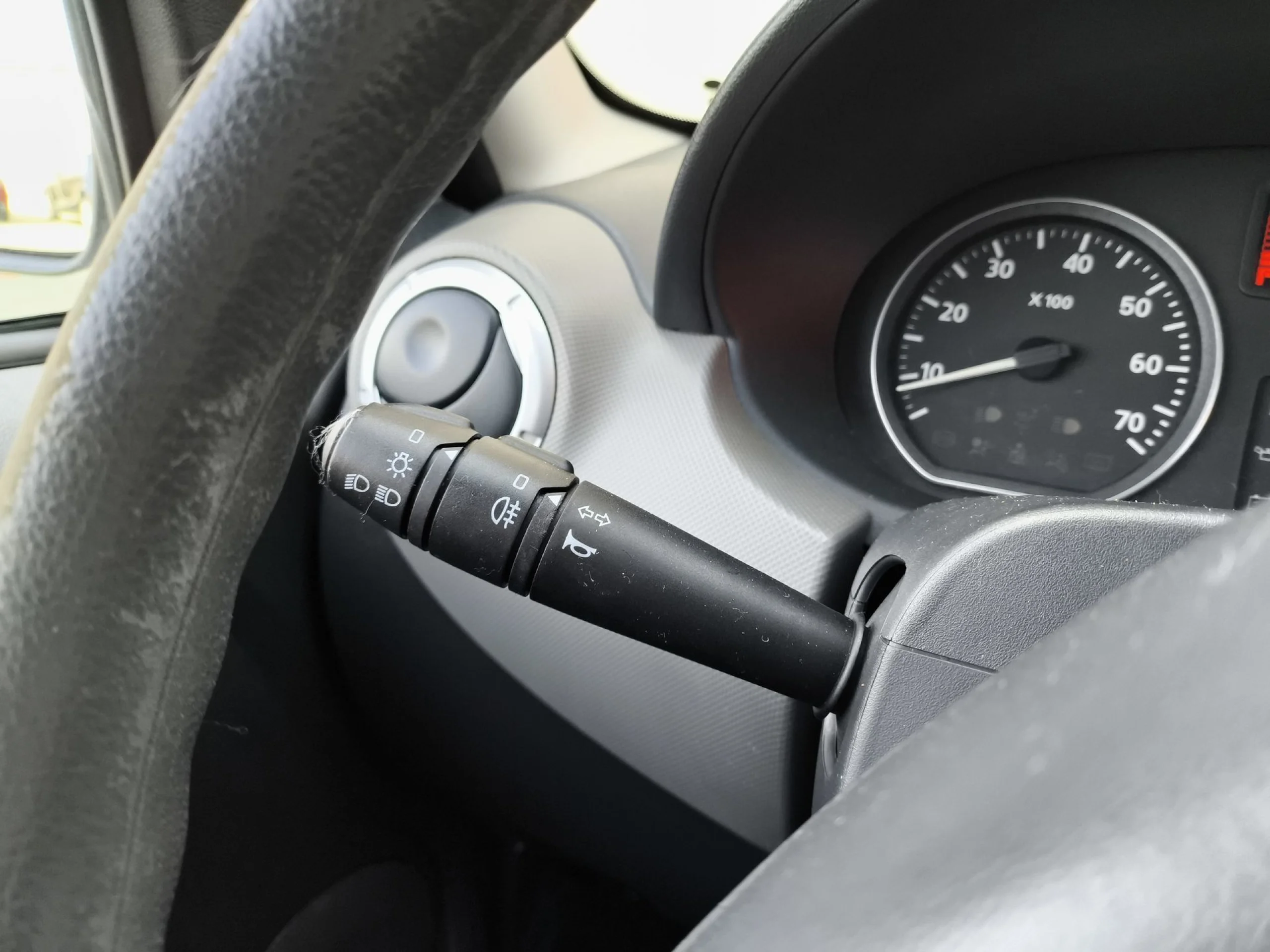 Dacia Sandero Podium dCi 55 kW (75 CV) - Foto 13