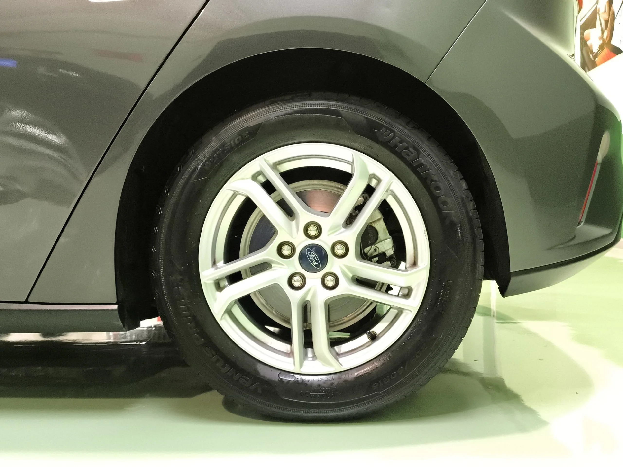 Ford Focus 1.0 Ecoboost SANDS Titanium Auto 92 kW (125 CV) - Foto 7