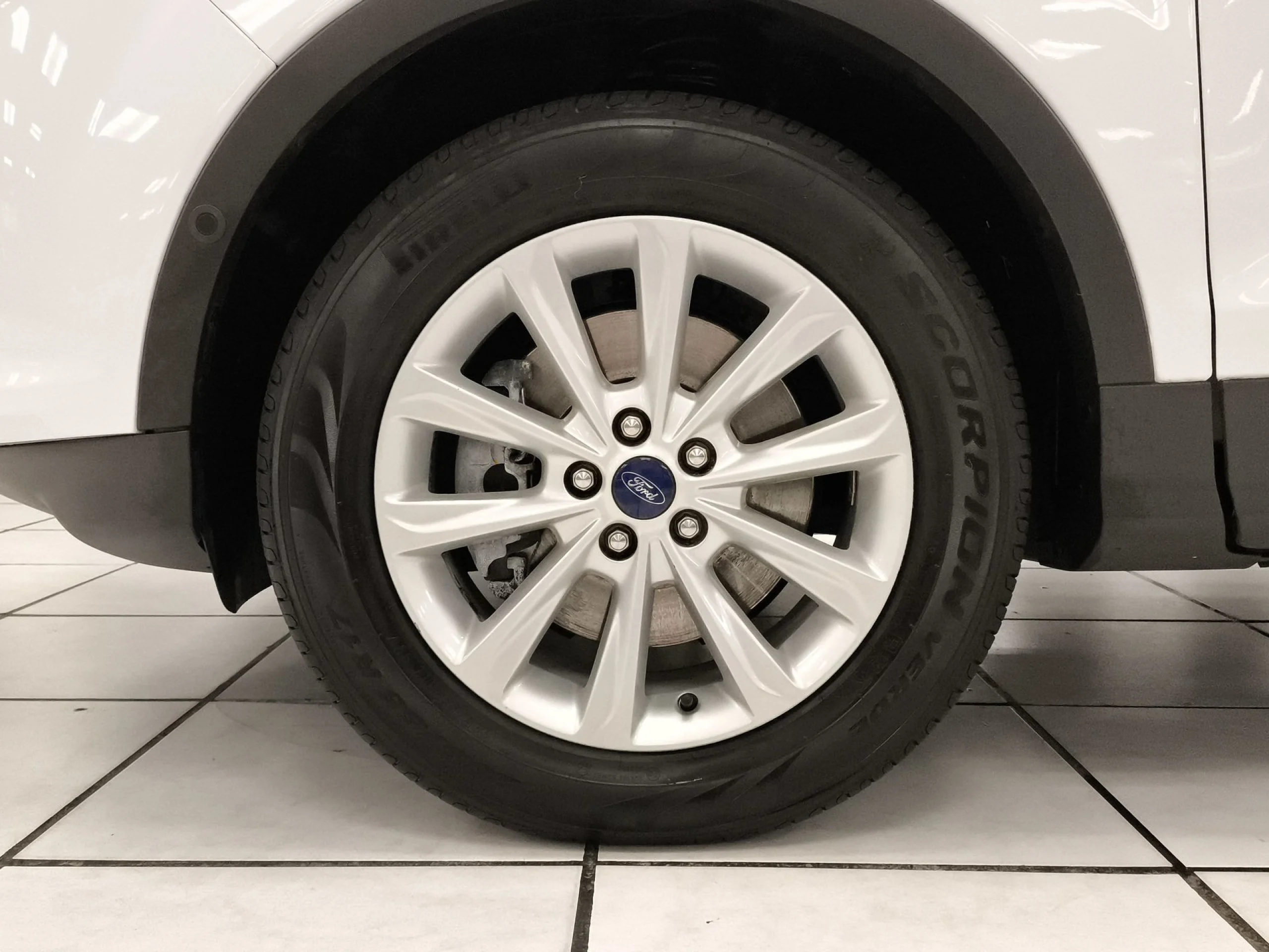 Ford Kuga 2.0 TDCI Titanium 4x2 110 kW (150 CV) - Foto 7