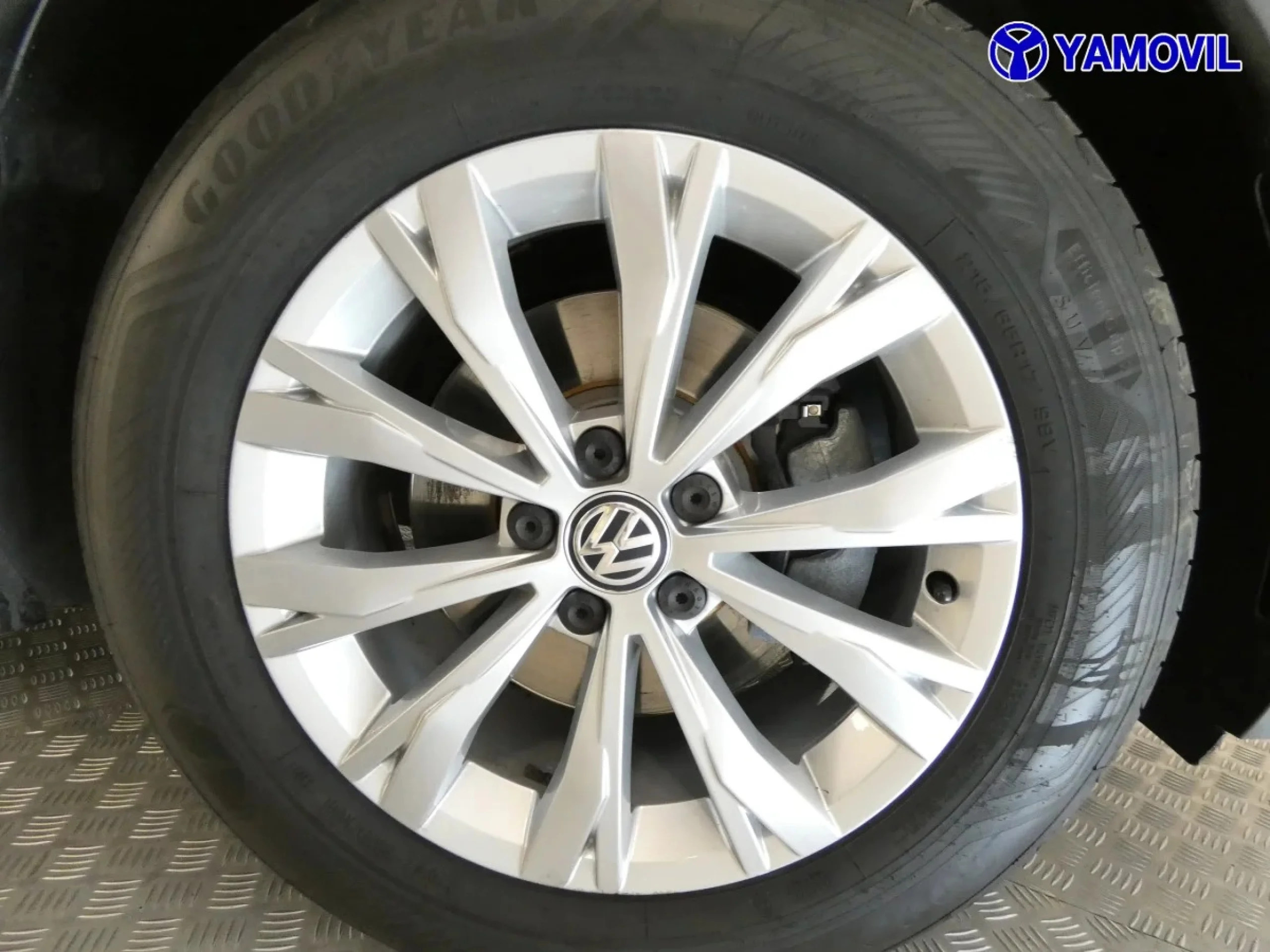 Volkswagen Tiguan Edition 2.0 TDI BMT 110 kW (150 CV) - Foto 9