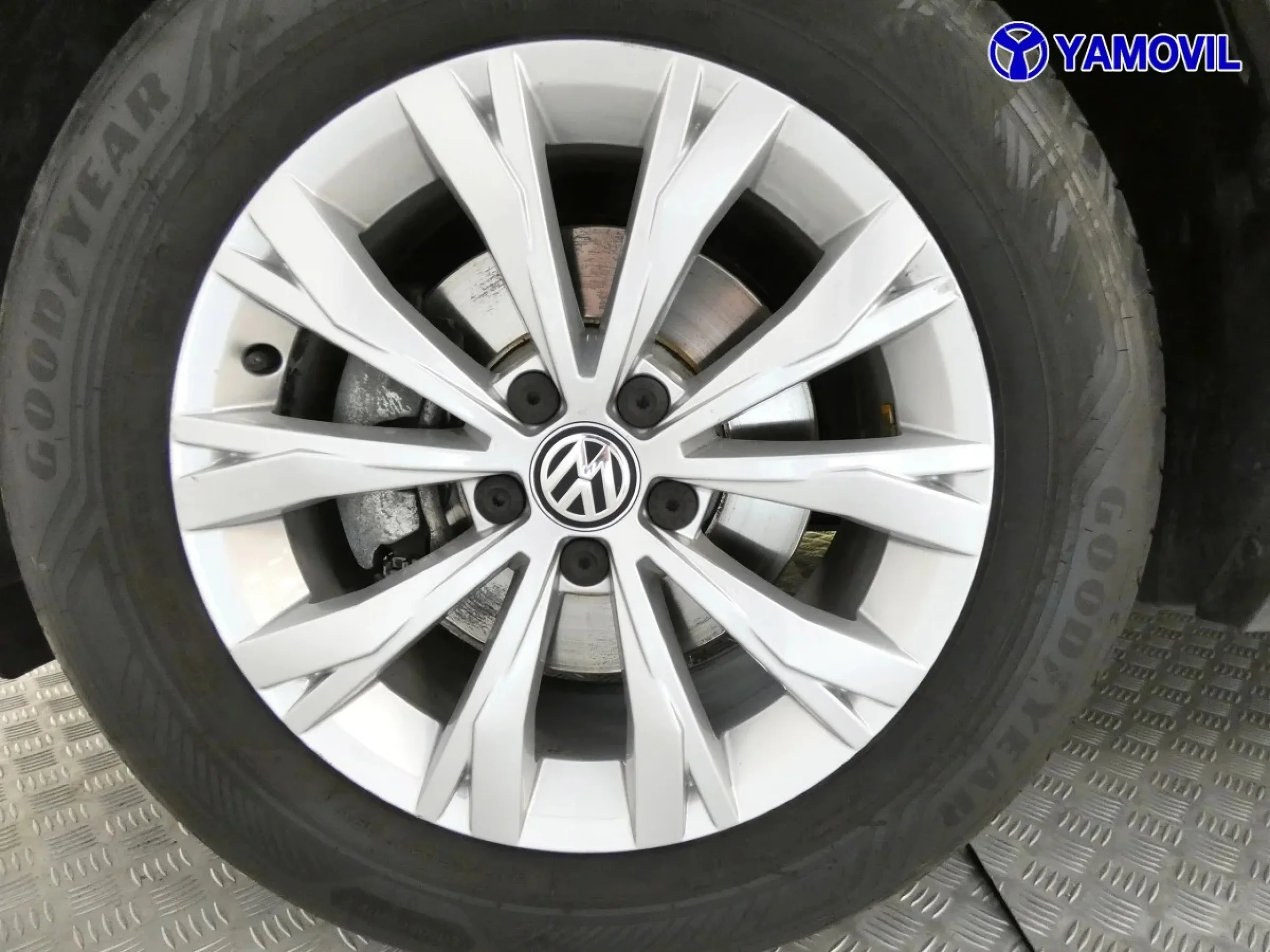 Volkswagen Tiguan Edition 2.0 TDI BMT 110 kW (150 CV) - Foto 12