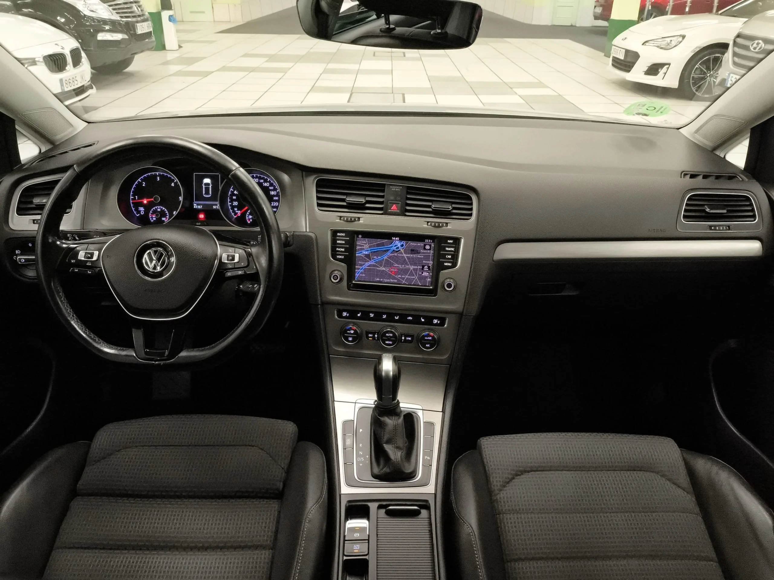 Volkswagen Golf Advance 1.6 TDI BMT 81 kW (110 CV) DSG - Foto 11