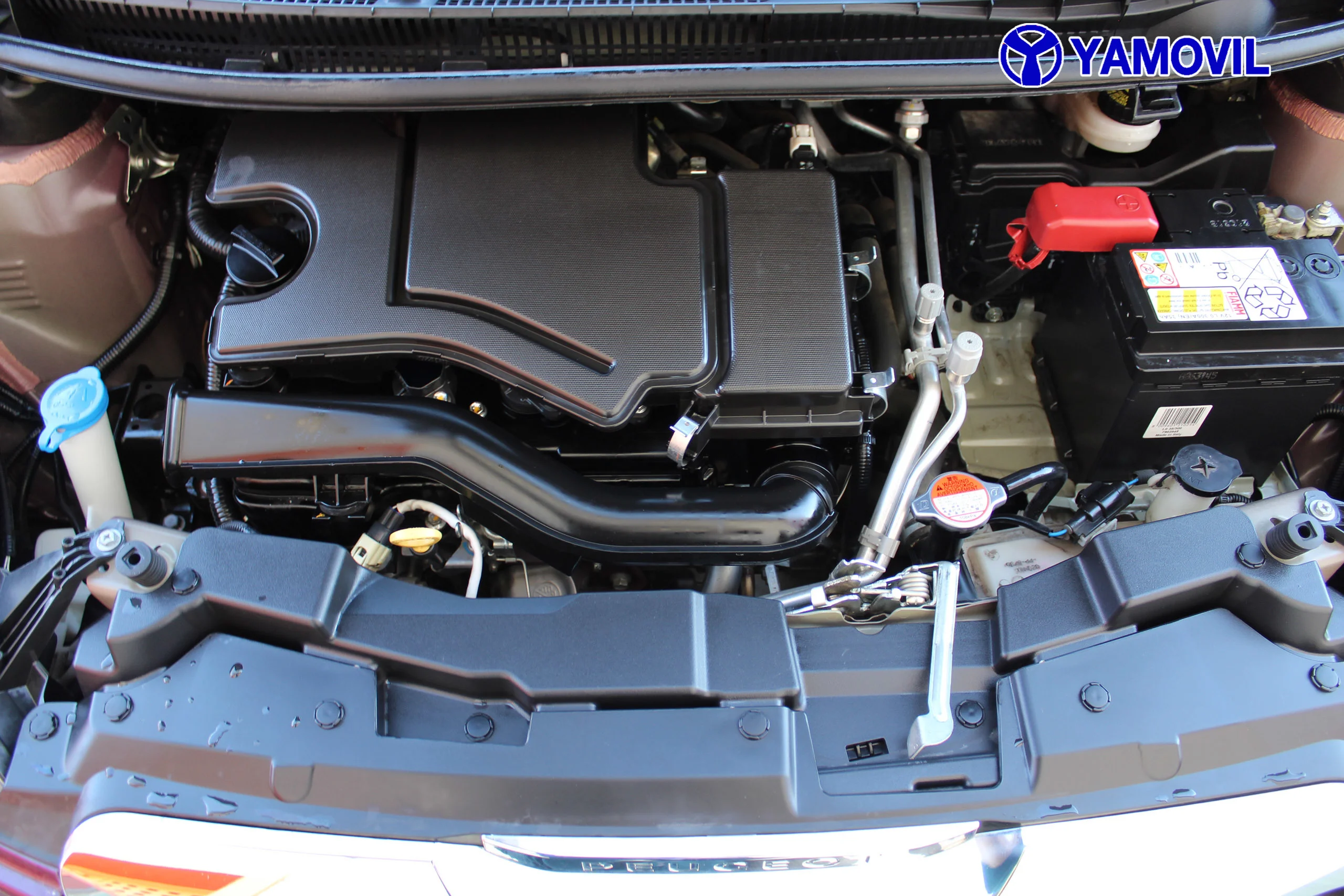 Peugeot 108 1.0 VTi Allure ETG5 53 kW (72 CV) - Foto 8