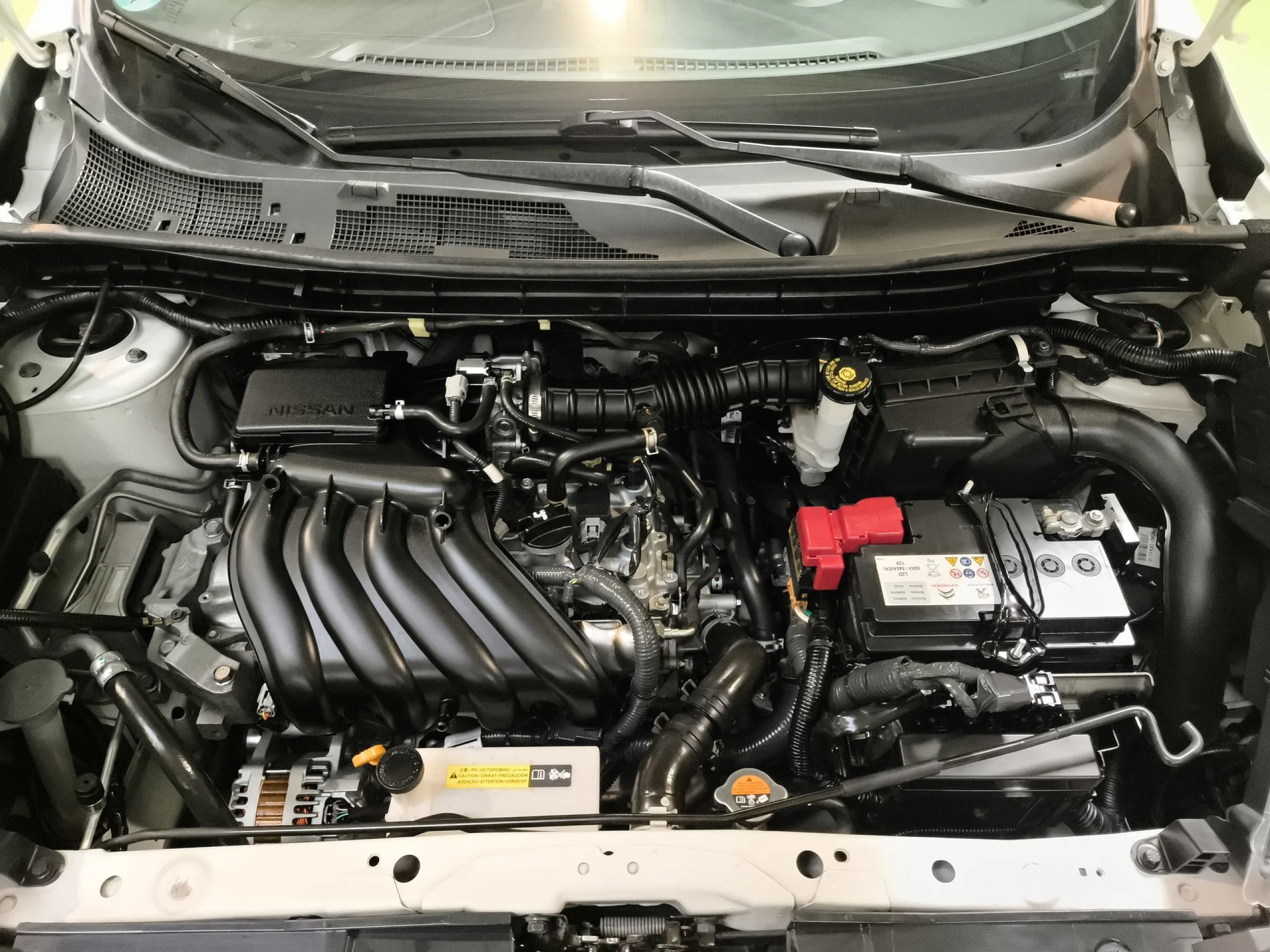 Nissan Juke 1.6 Tekna 4X2 XTronic 86 kW (117 CV) - Foto 24