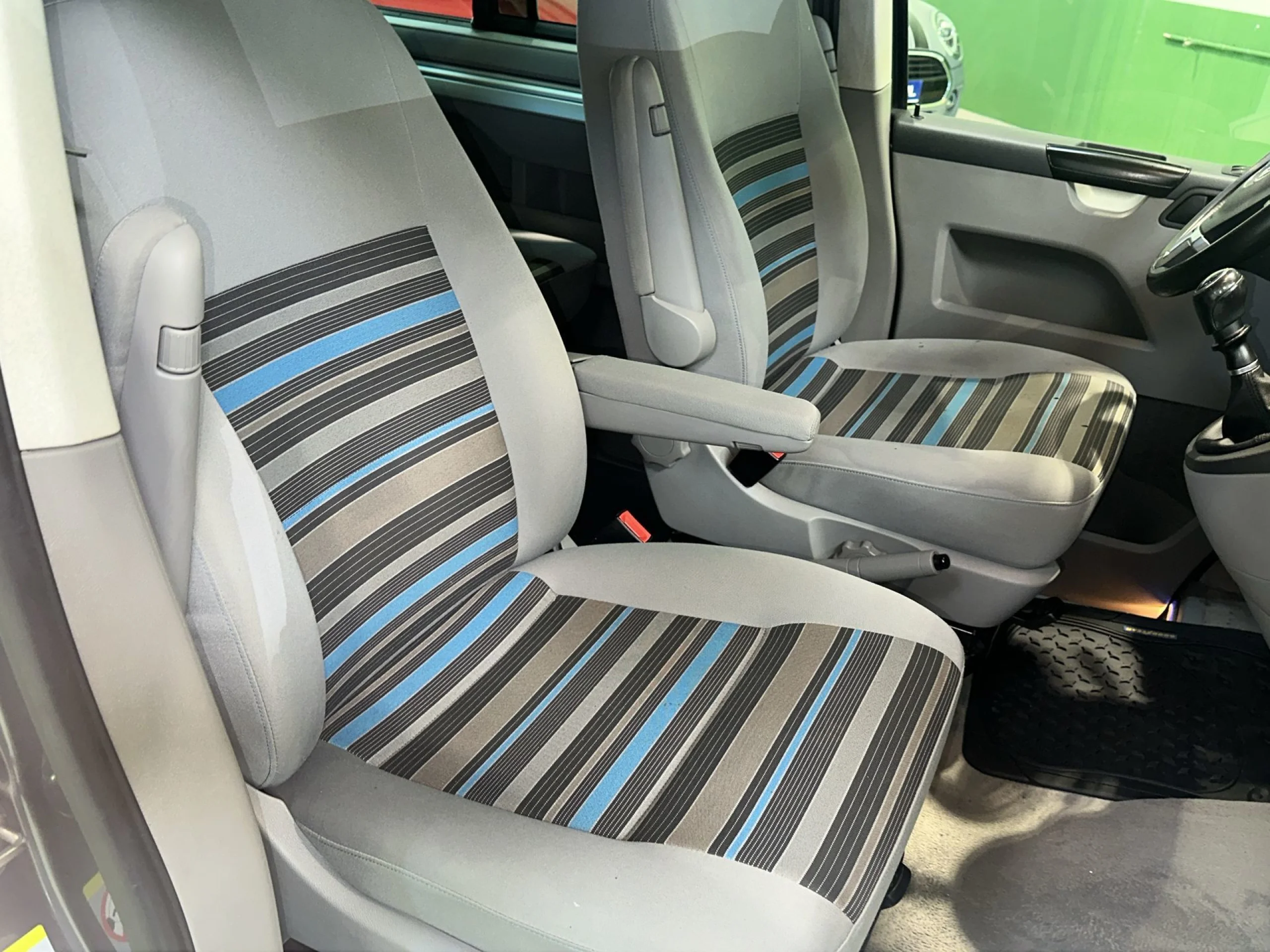 Volkswagen California Beach Edition 2.0 TDI BMT Techo Elevado 103 kW (140 CV) - Foto 20