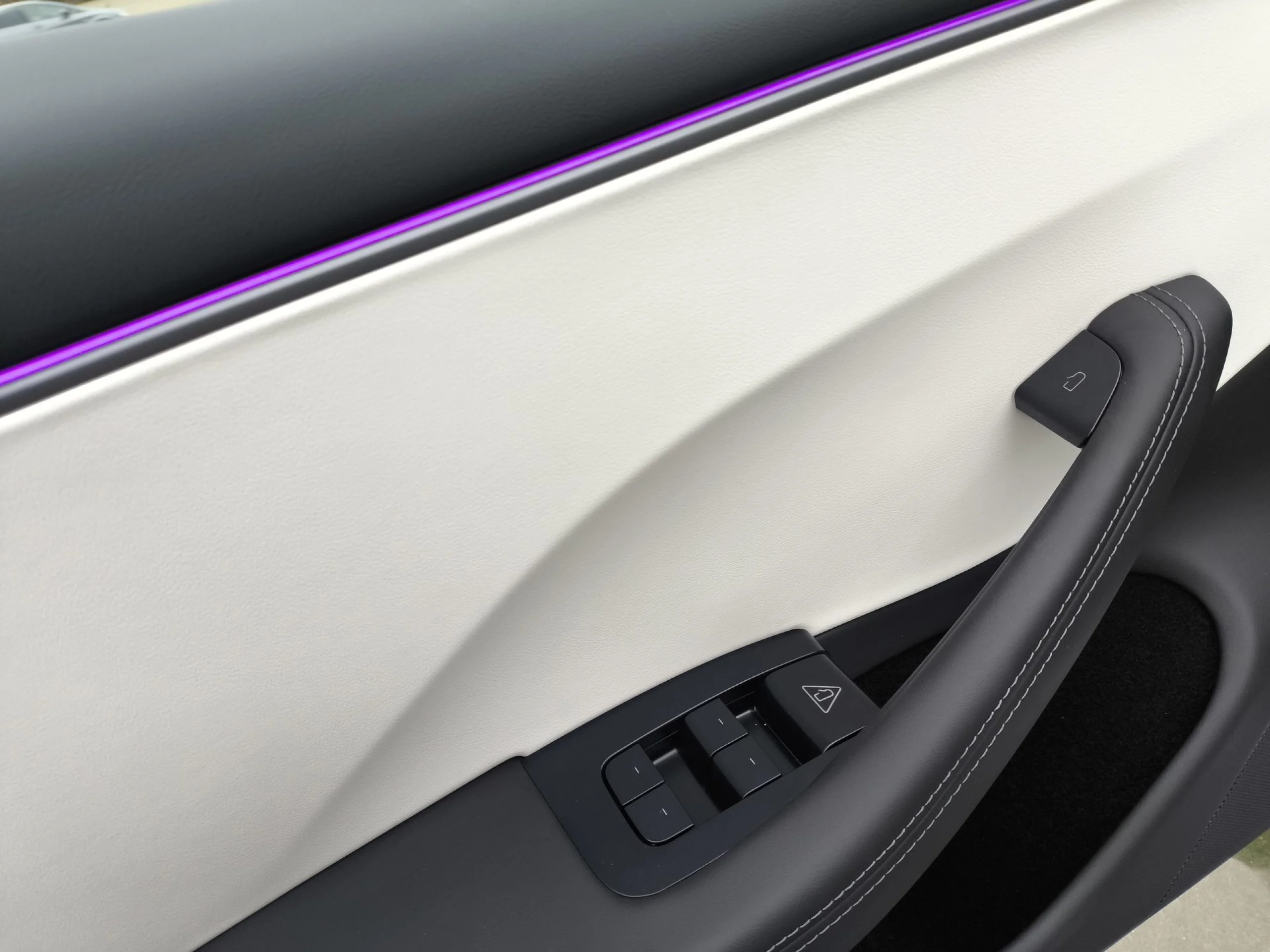 Tesla Model 3 RWD 188 kW (256 CV) - Foto 10