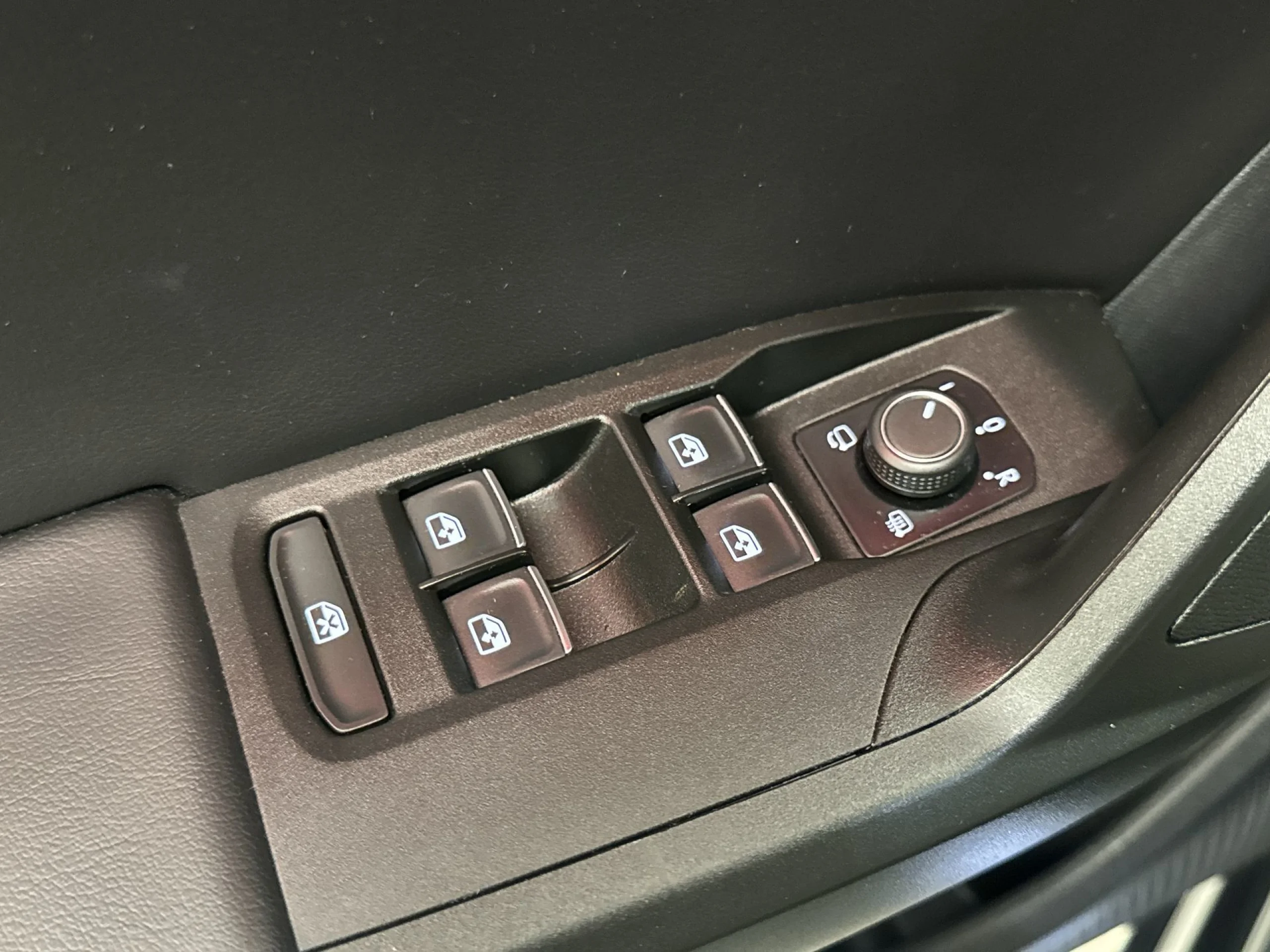 Seat León 1.4 e-Hybrid SANDS FR Go XL DSG 150 kW (204 CV) - Foto 10