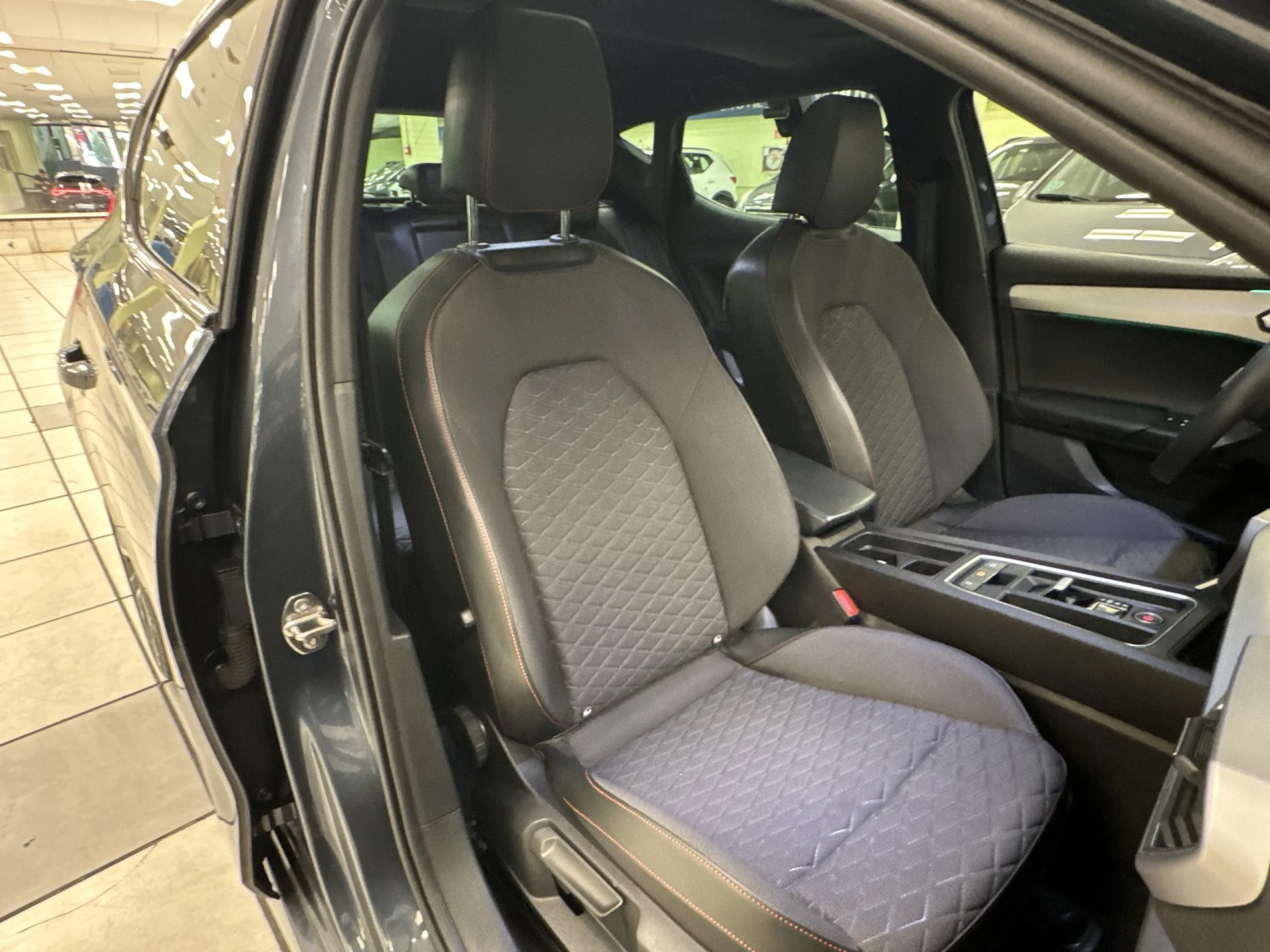 Seat León 1.4 e-Hybrid SANDS FR Go XL DSG 150 kW (204 CV) - Foto 34
