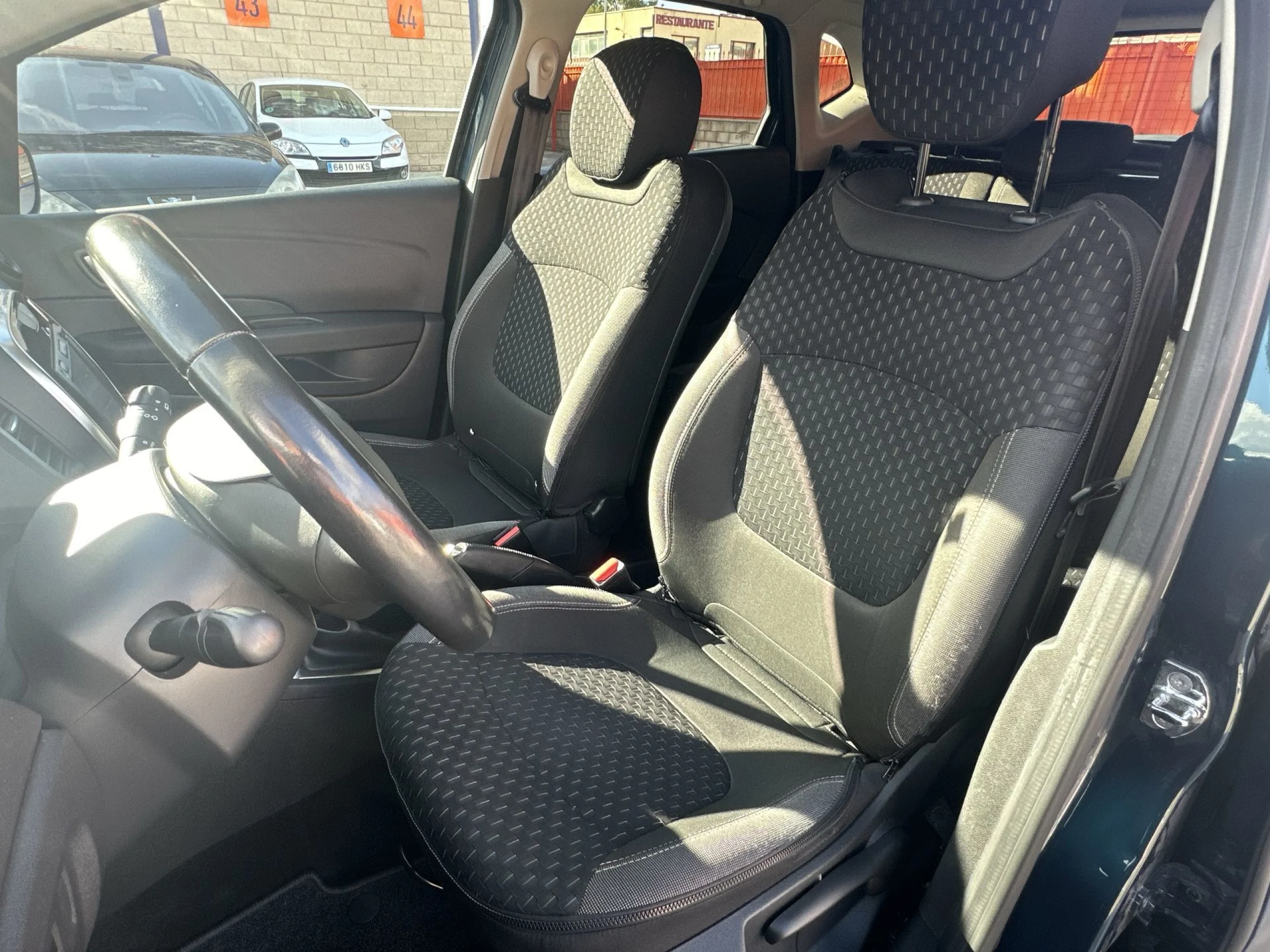Renault Captur Zen Energy TCe 88 kW (120 CV) - Foto 8