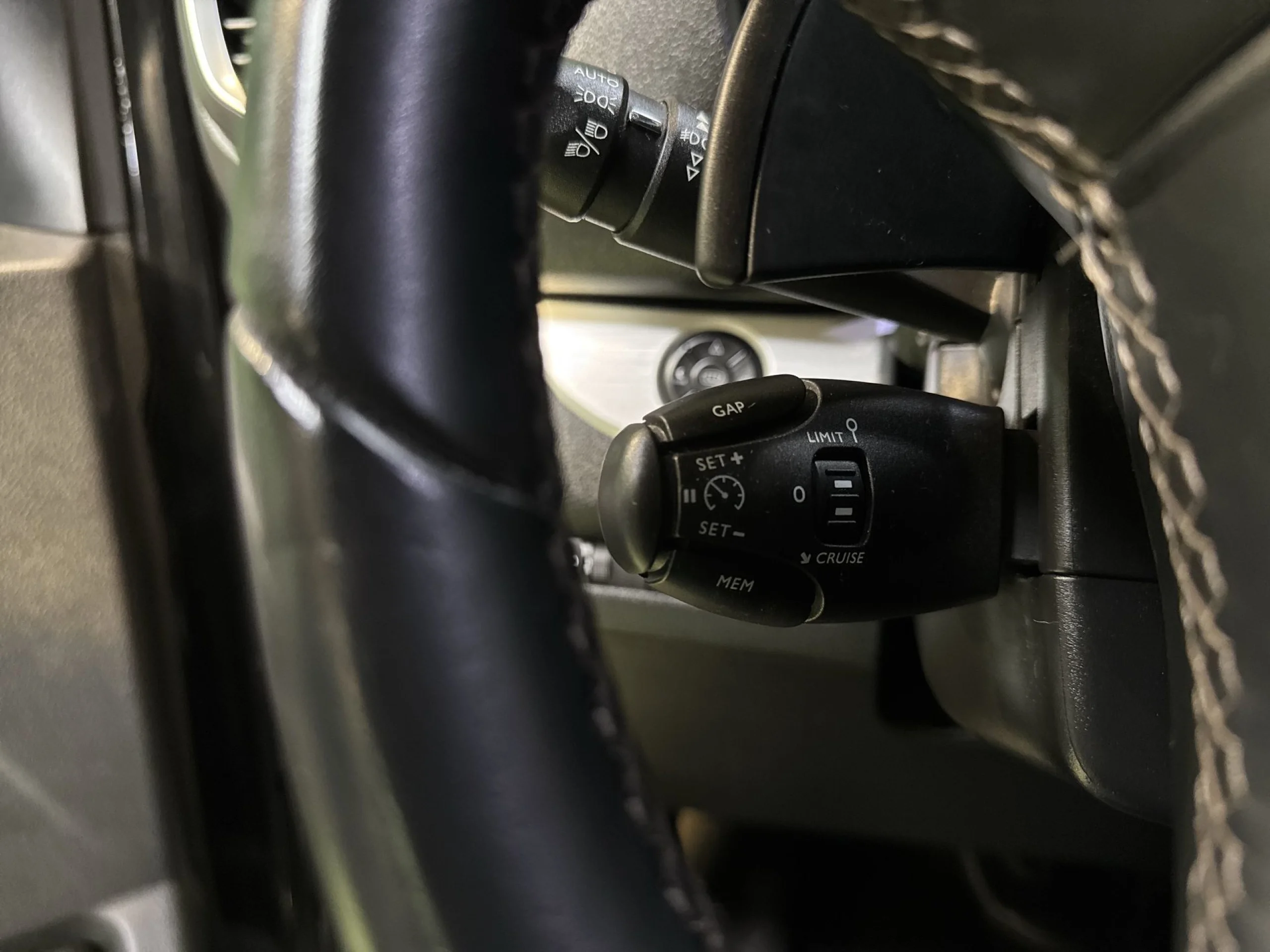 Peugeot Traveller BlueHDi 180 Business VIP Long EAT8 132 kW (180 CV) - Foto 12