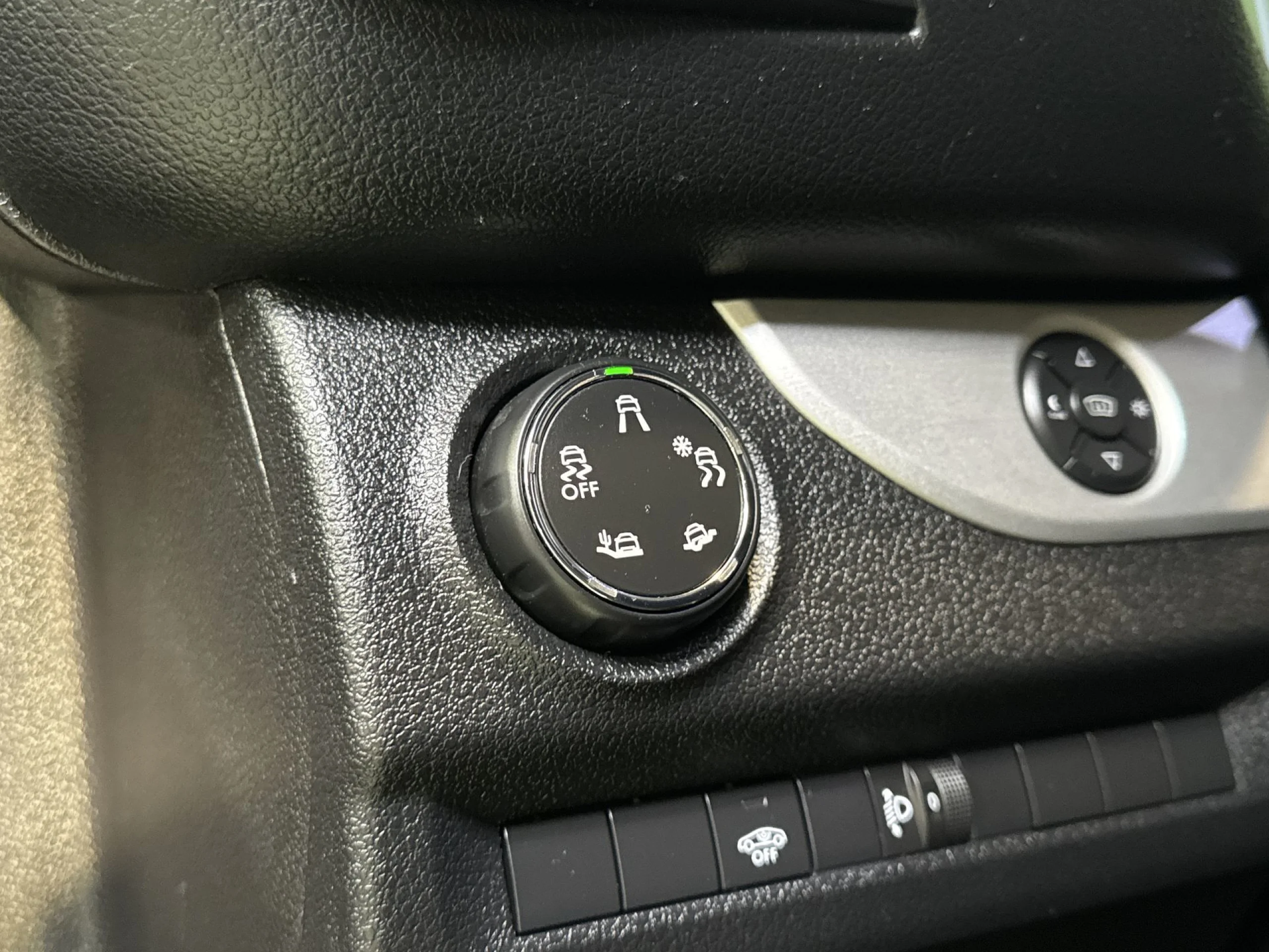 Peugeot Traveller BlueHDi 180 Business VIP Long EAT8 132 kW (180 CV) - Foto 17