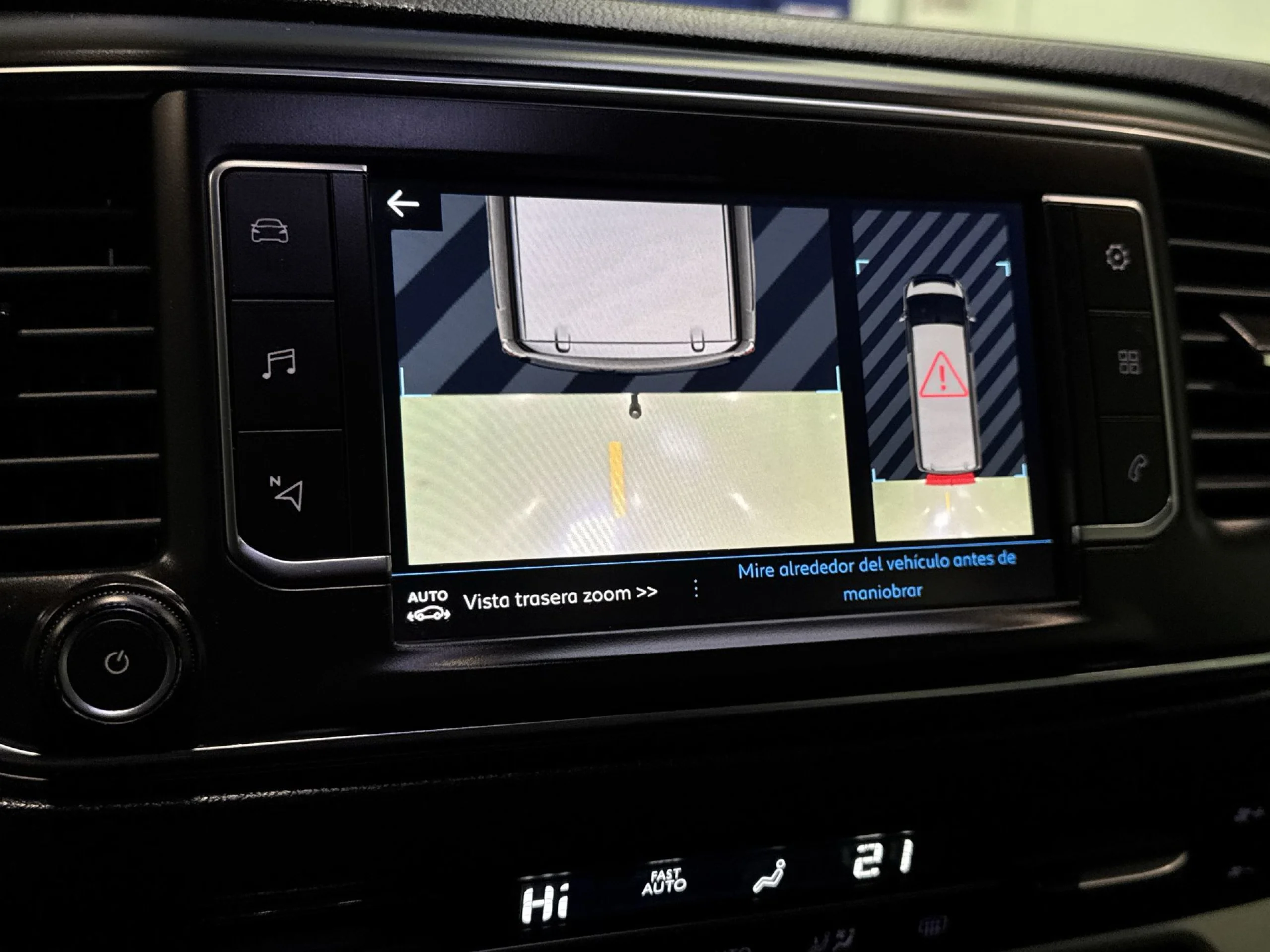 Peugeot Traveller BlueHDi 180 Business VIP Long EAT8 132 kW (180 CV) - Foto 19