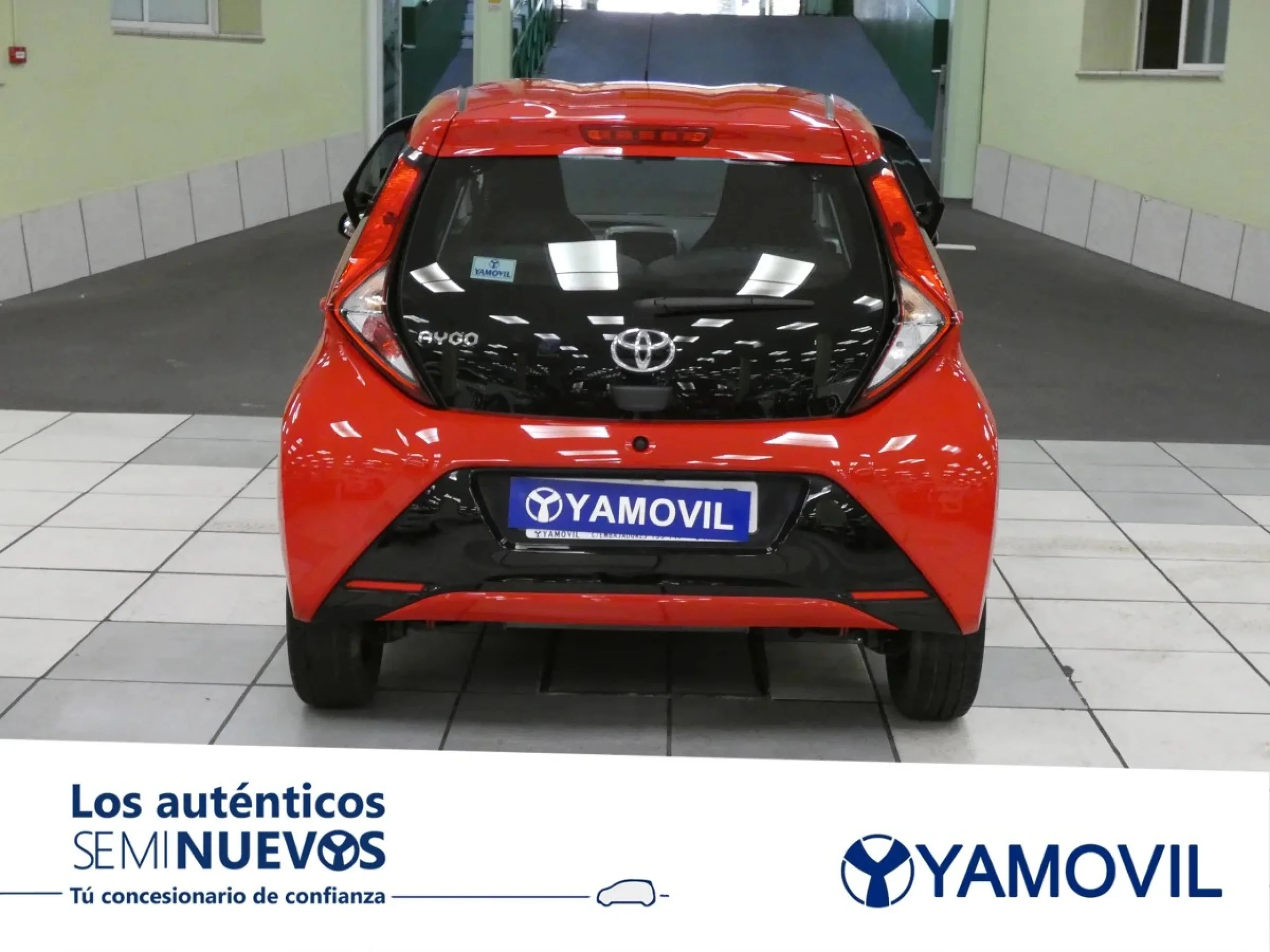 Toyota Aygo 1.0 70 x-play 53 kW (72 CV) - Foto 5