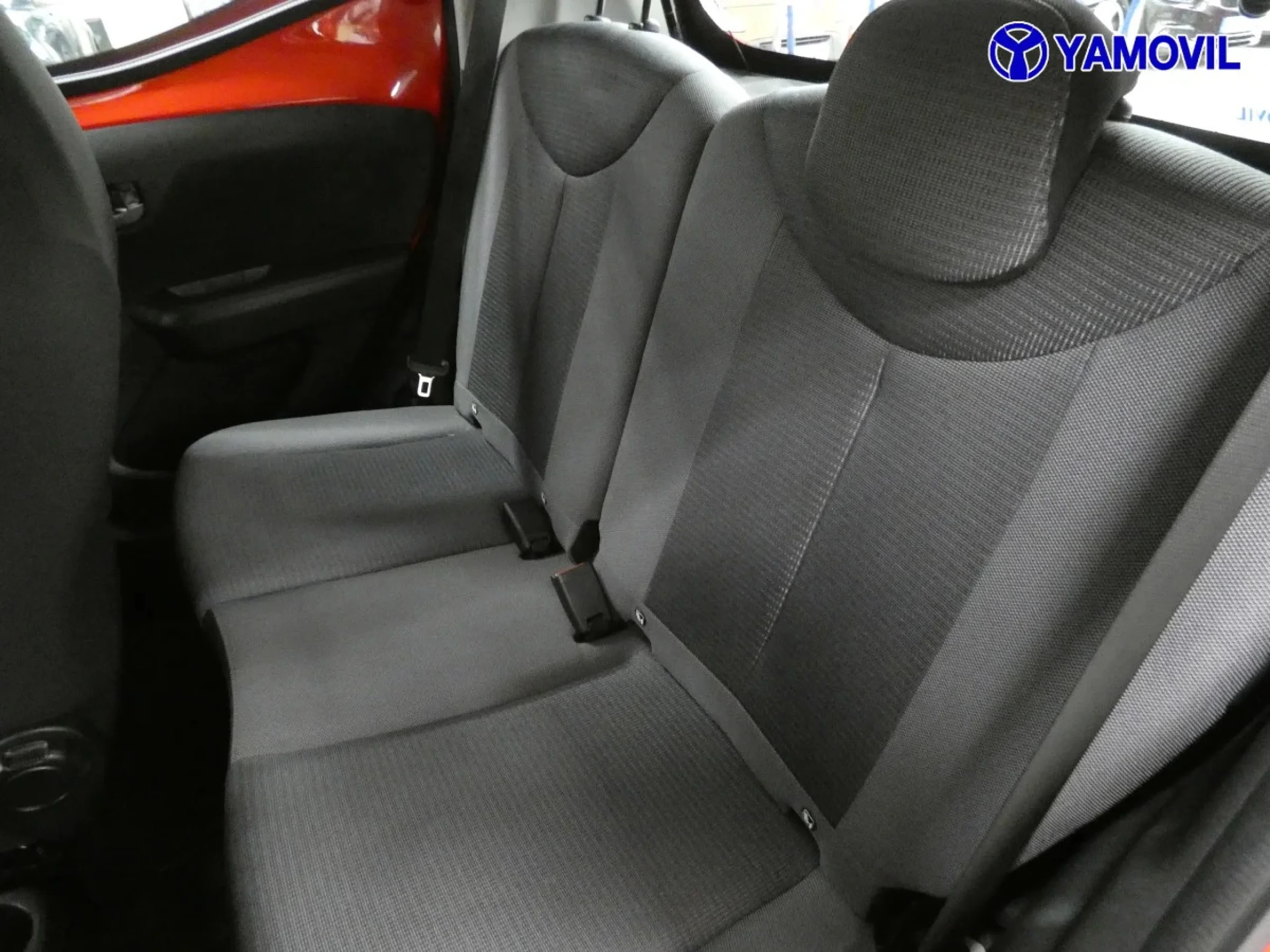 Toyota Aygo 1.0 70 x-play 53 kW (72 CV) - Foto 14