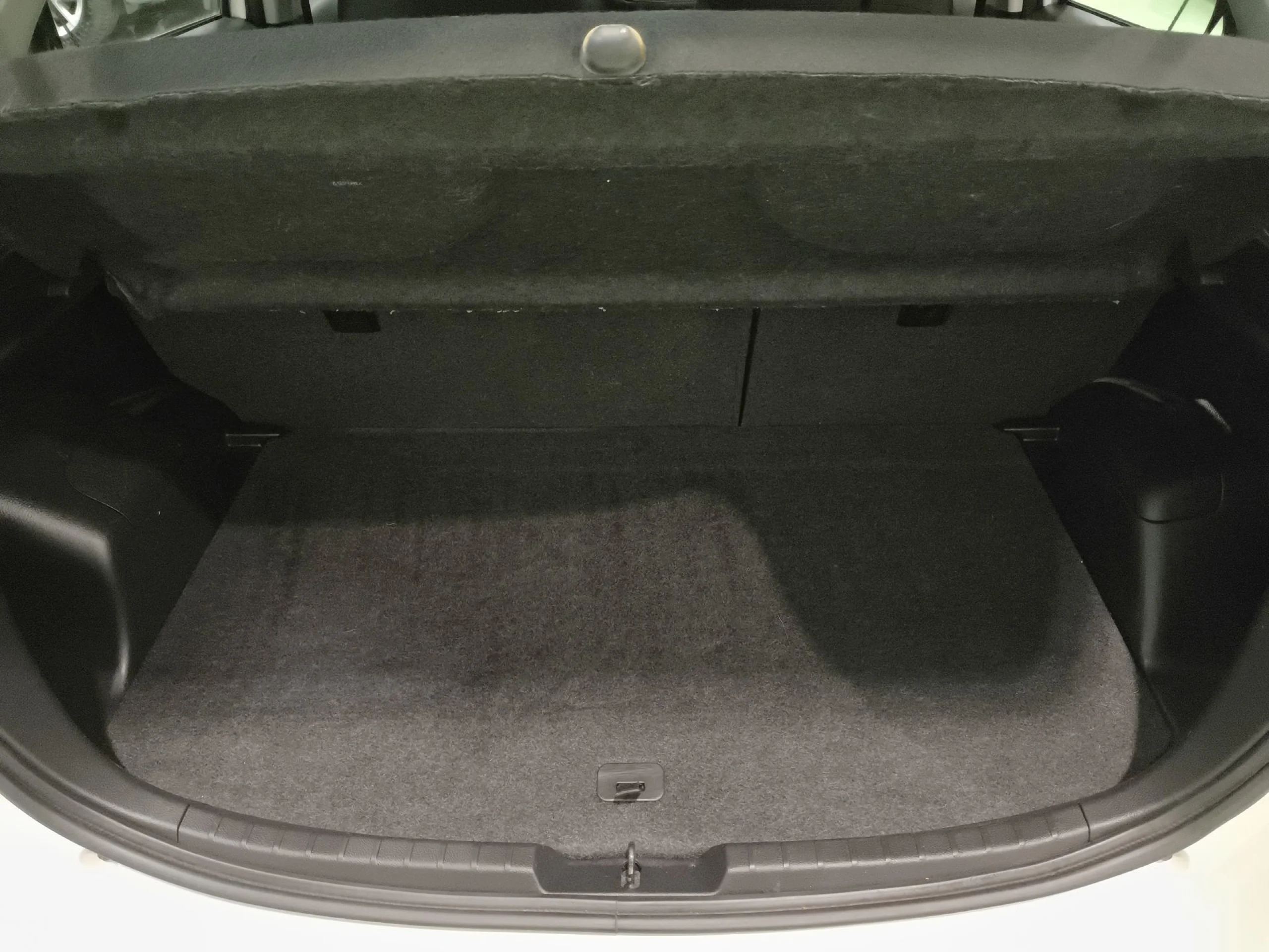 Toyota Yaris 1.5 Hybrid Active 74 kW (100 CV) - Foto 21