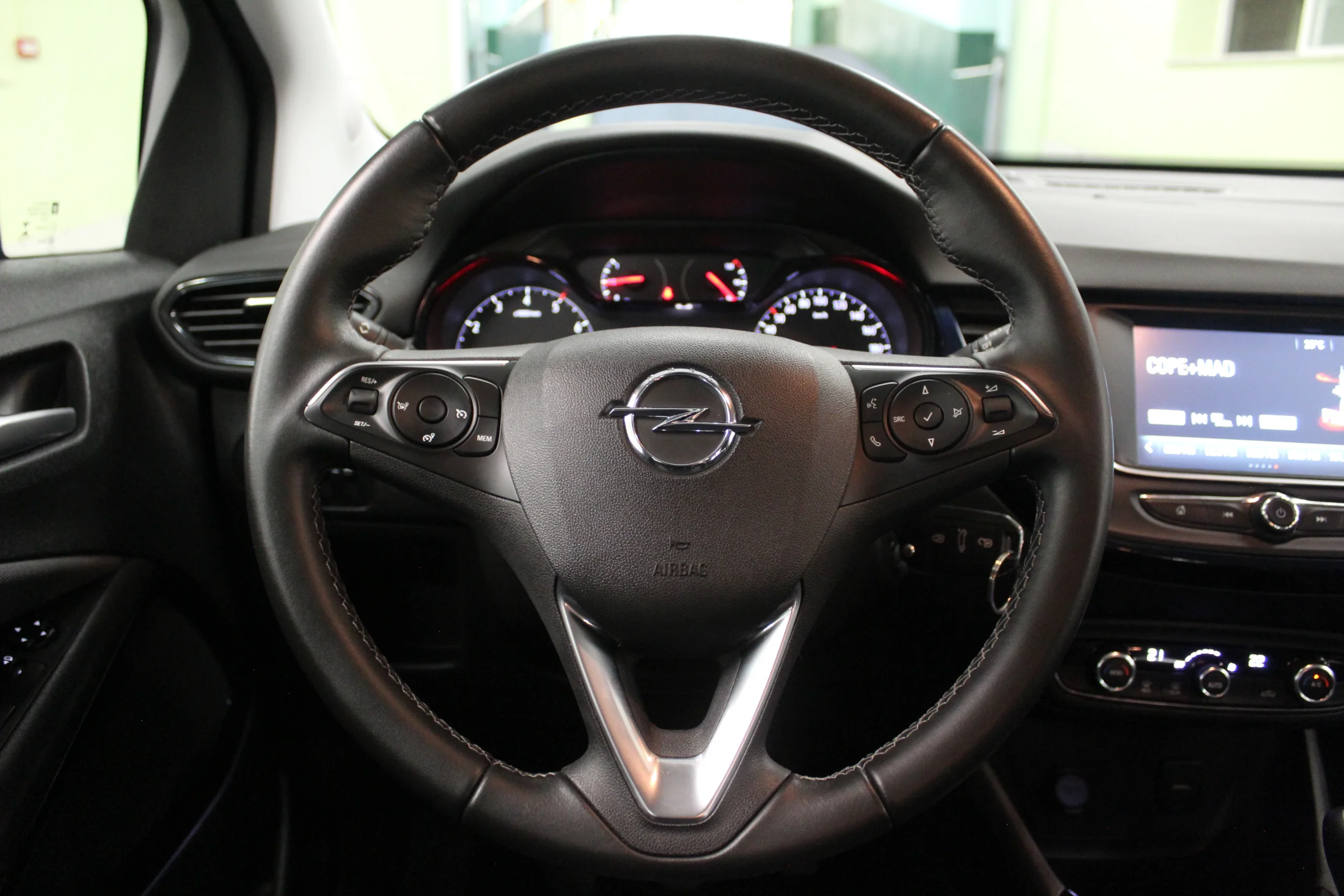 Opel Crossland X 1.5 D SANDS Design Line 120 Aniversario 75 kW (102 CV) - Foto 15