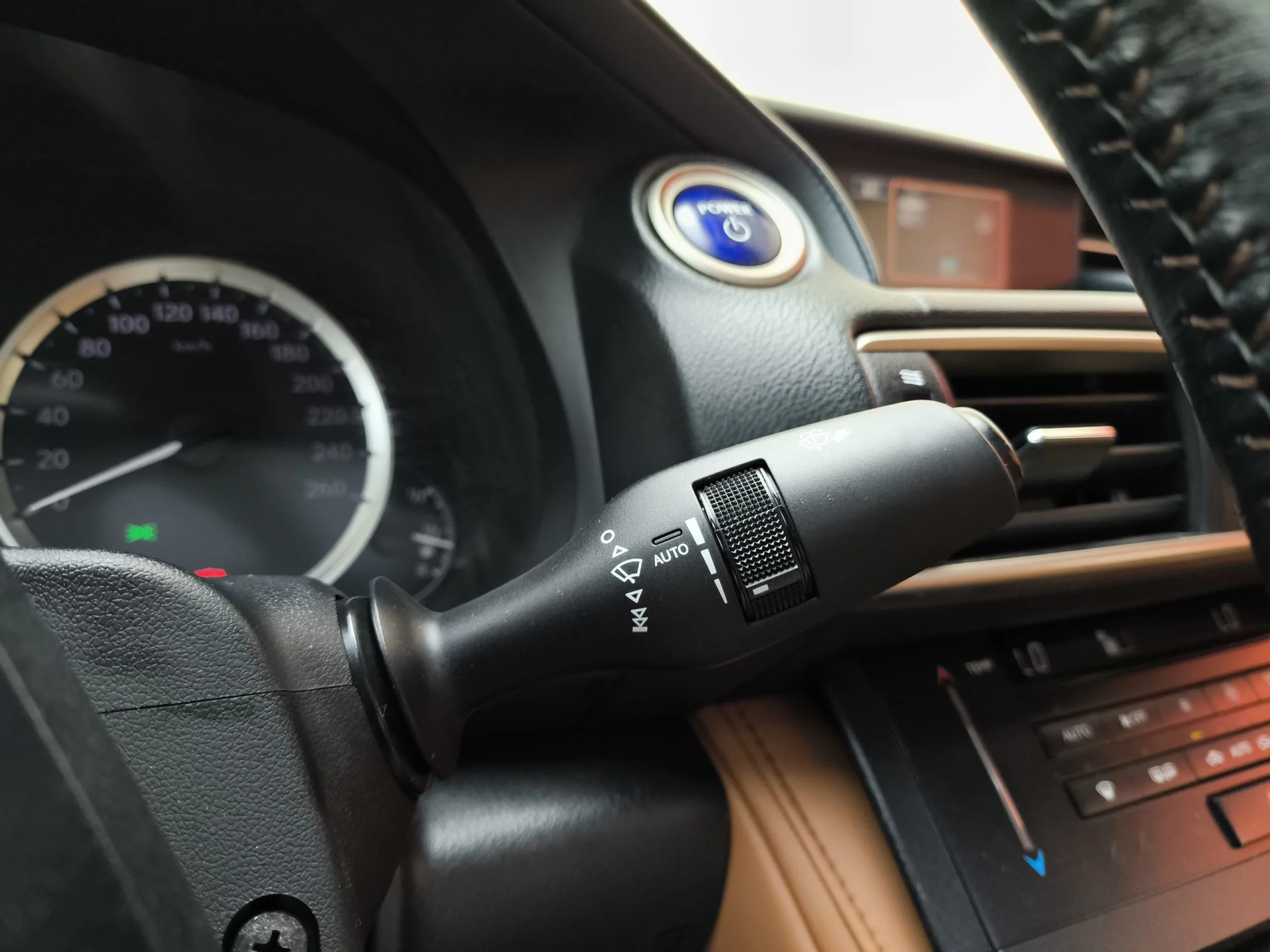 Lexus RC 300h Luxury 164 kW (223 CV) - Foto 20