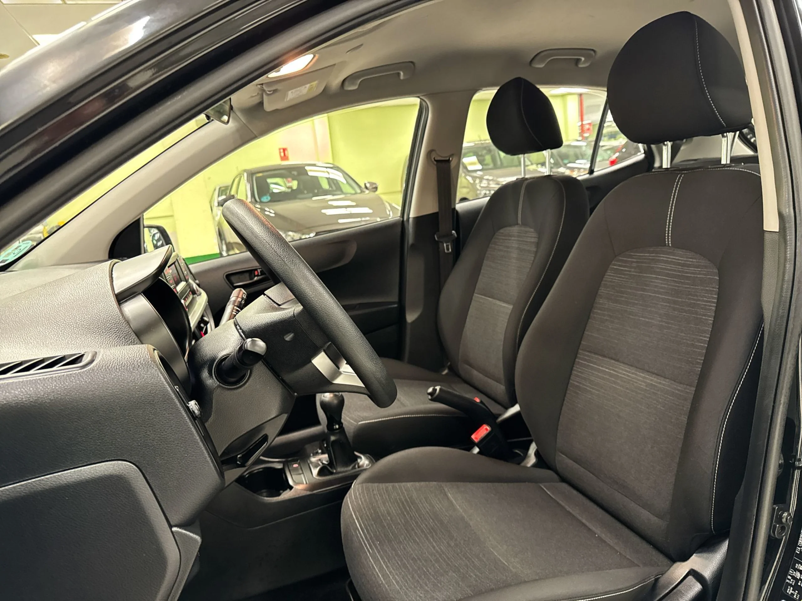 Kia Picanto 1.0 DPi Concept 49 kW (67 CV) - Foto 8