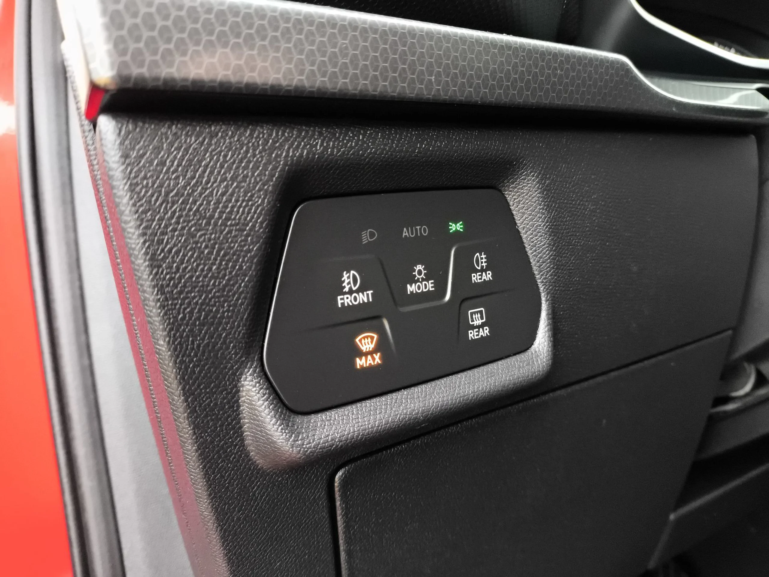 Seat León 1.0 TSI SANDS Reference Go 81 kW (110 CV) - Foto 12