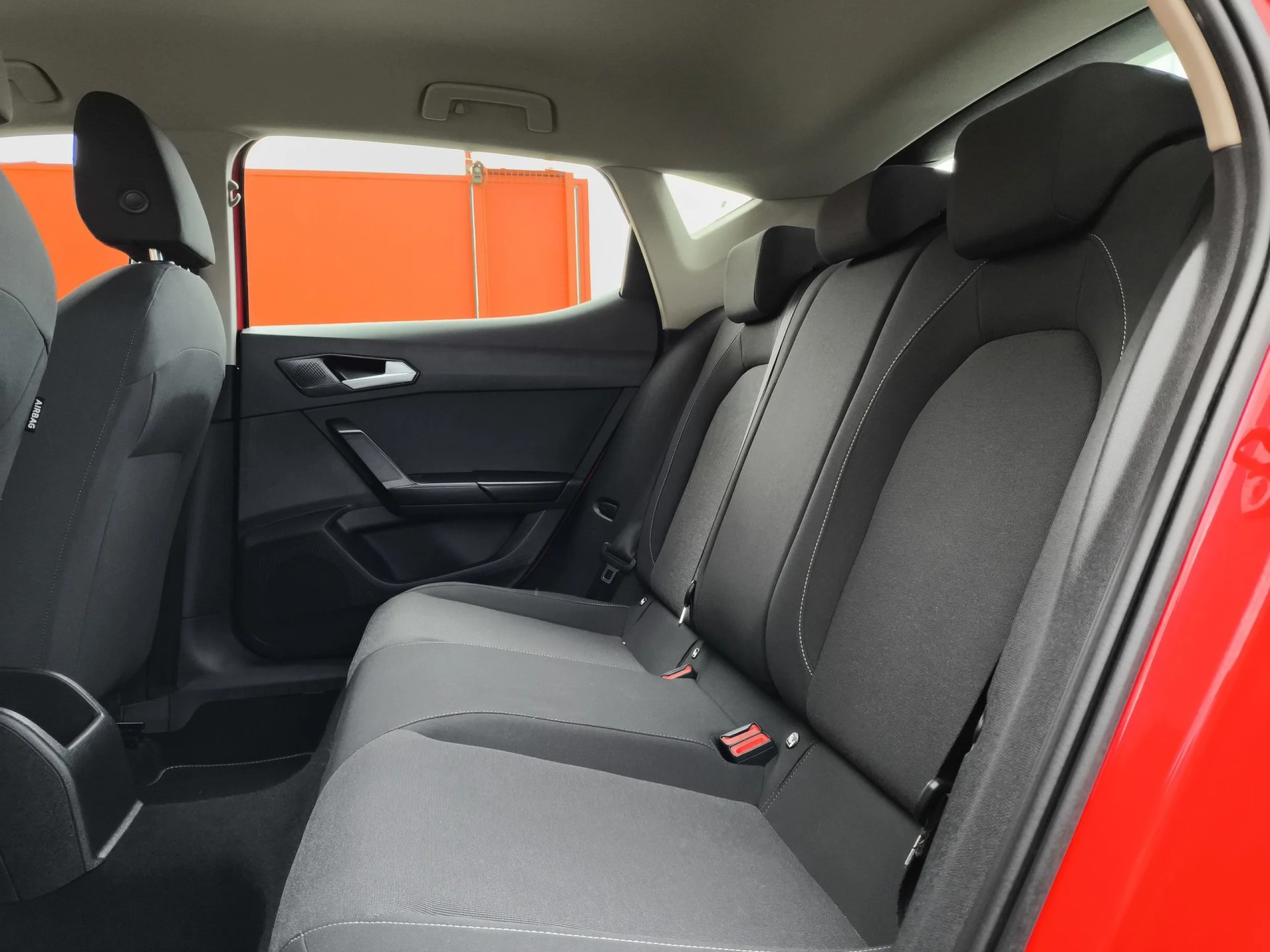 Seat León 1.0 TSI SANDS Reference Go 81 kW (110 CV) - Foto 20