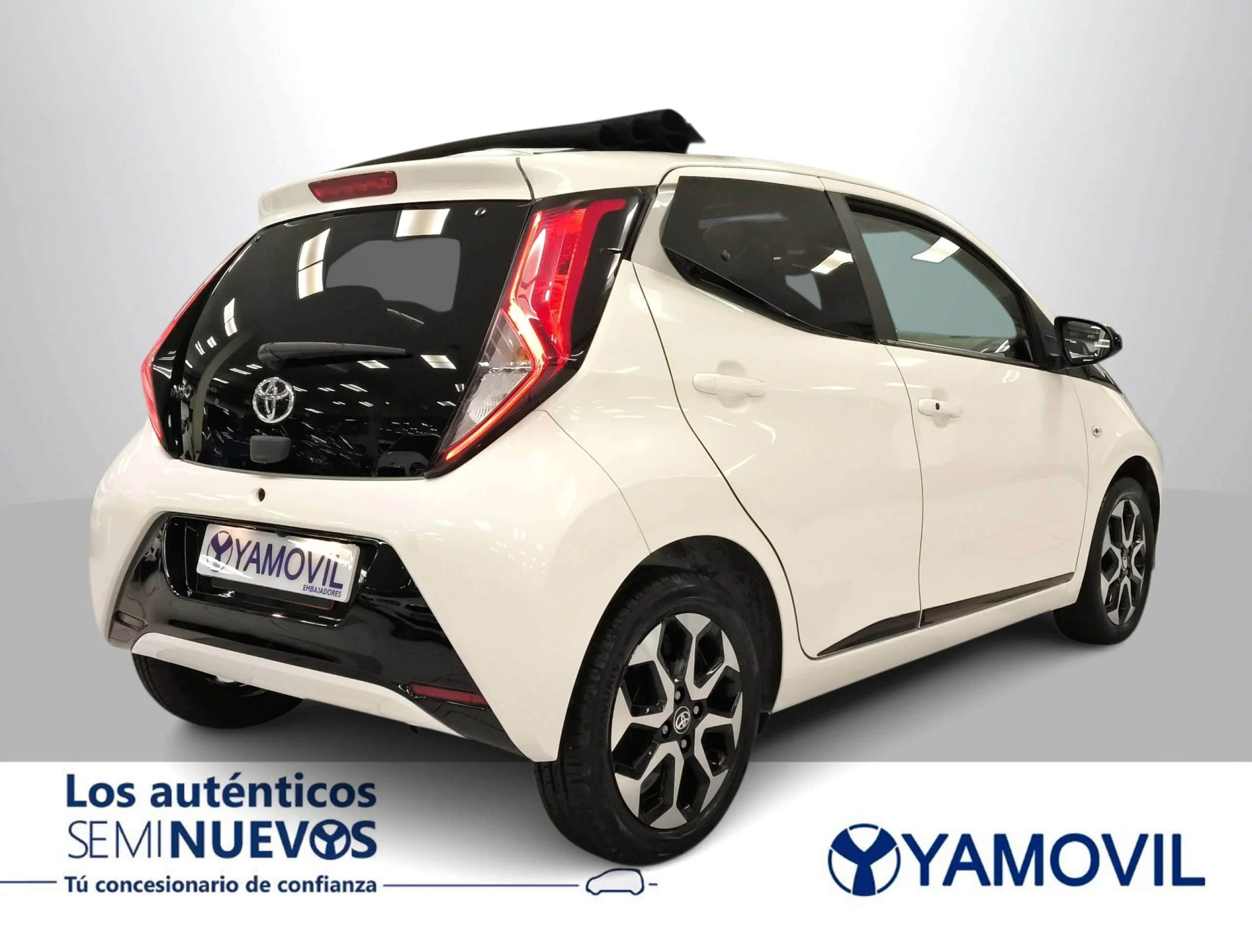 Toyota Aygo 1.0 VVT-i x-wave 53 kW (72 CV) - Foto 6