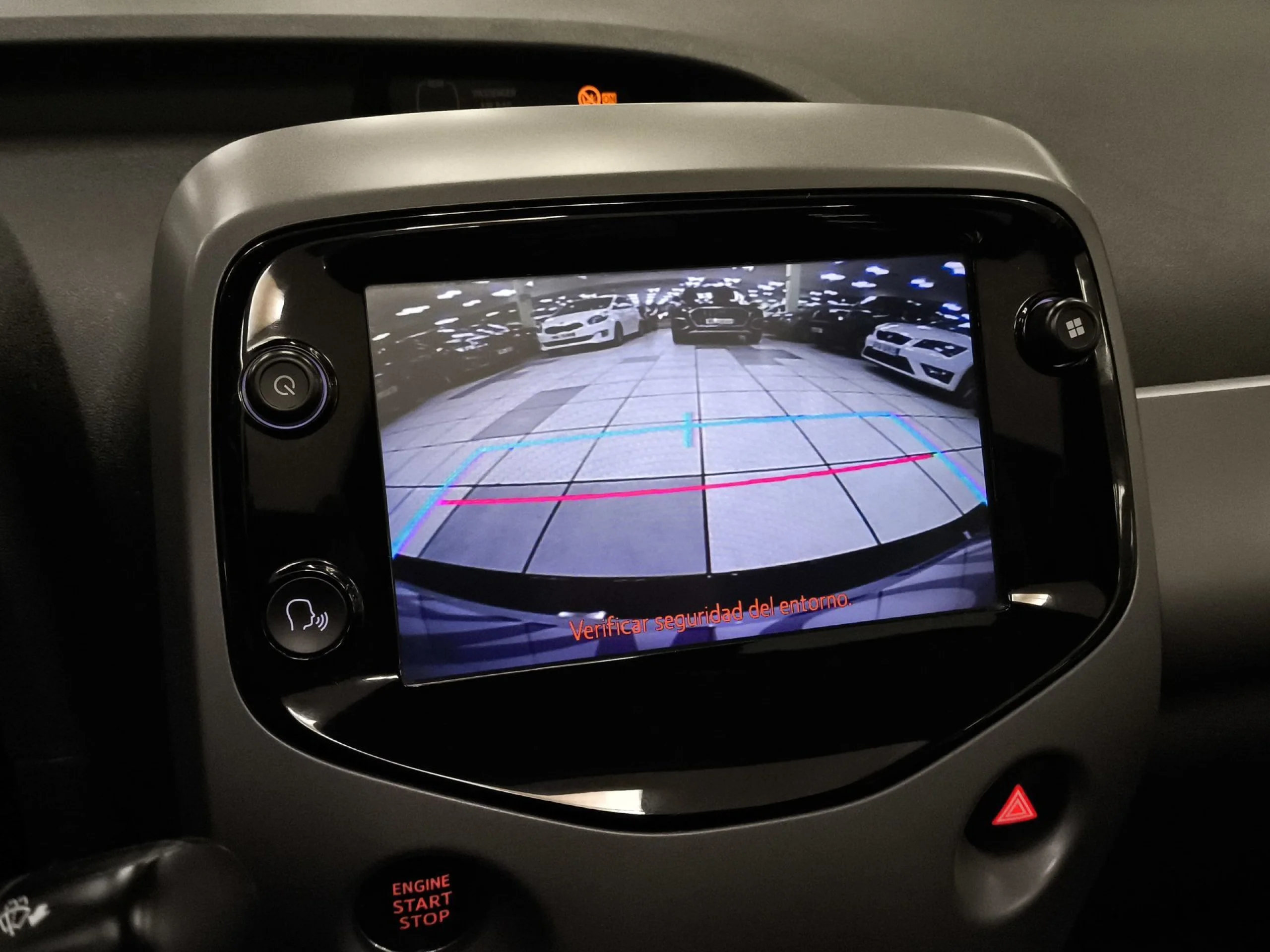 Toyota Aygo 1.0 VVT-i x-wave 53 kW (72 CV) - Foto 17