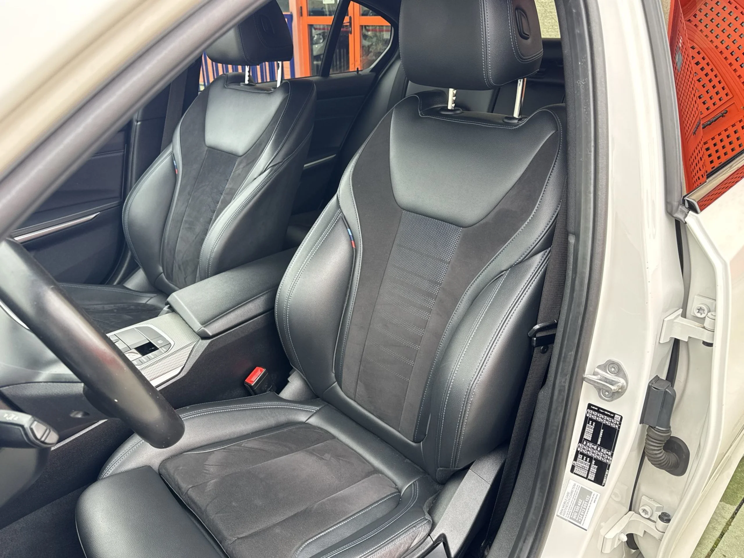 BMW Serie 3 318d 110 kW (150 CV) - Foto 8