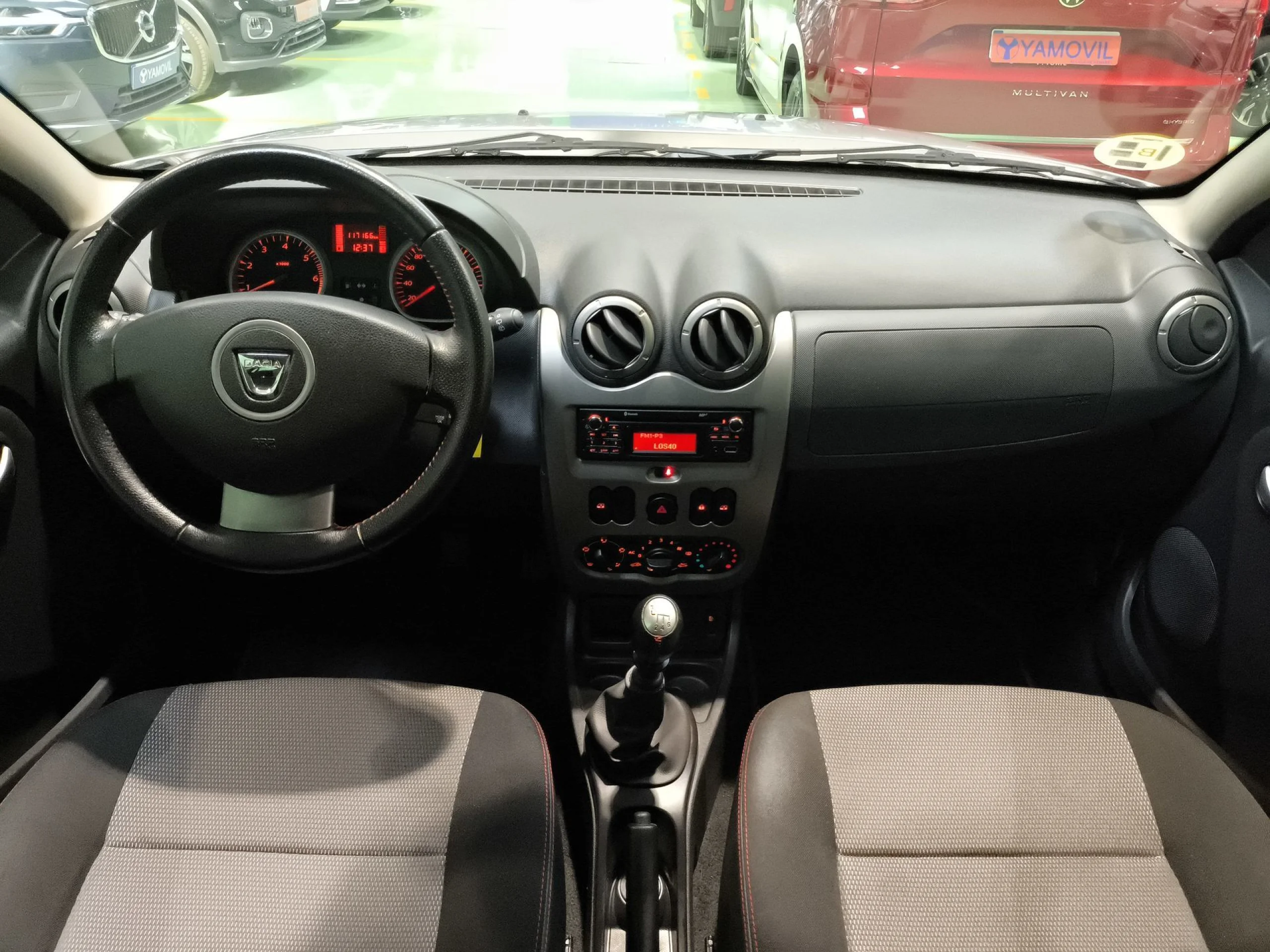 Dacia Duster Laureate dCi 79 kW (110 CV) - Foto 11
