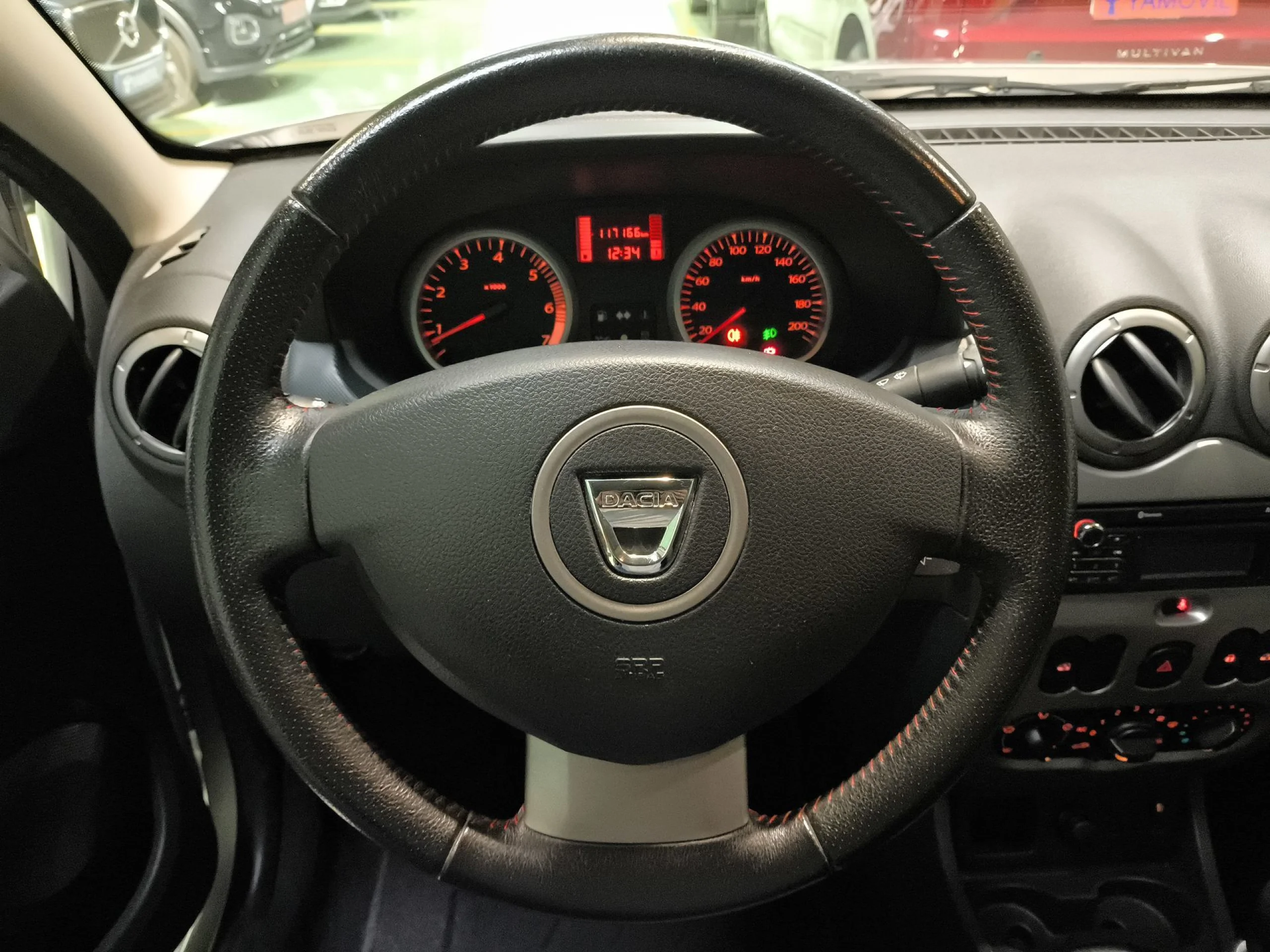 Dacia Duster Laureate dCi 79 kW (110 CV) - Foto 12