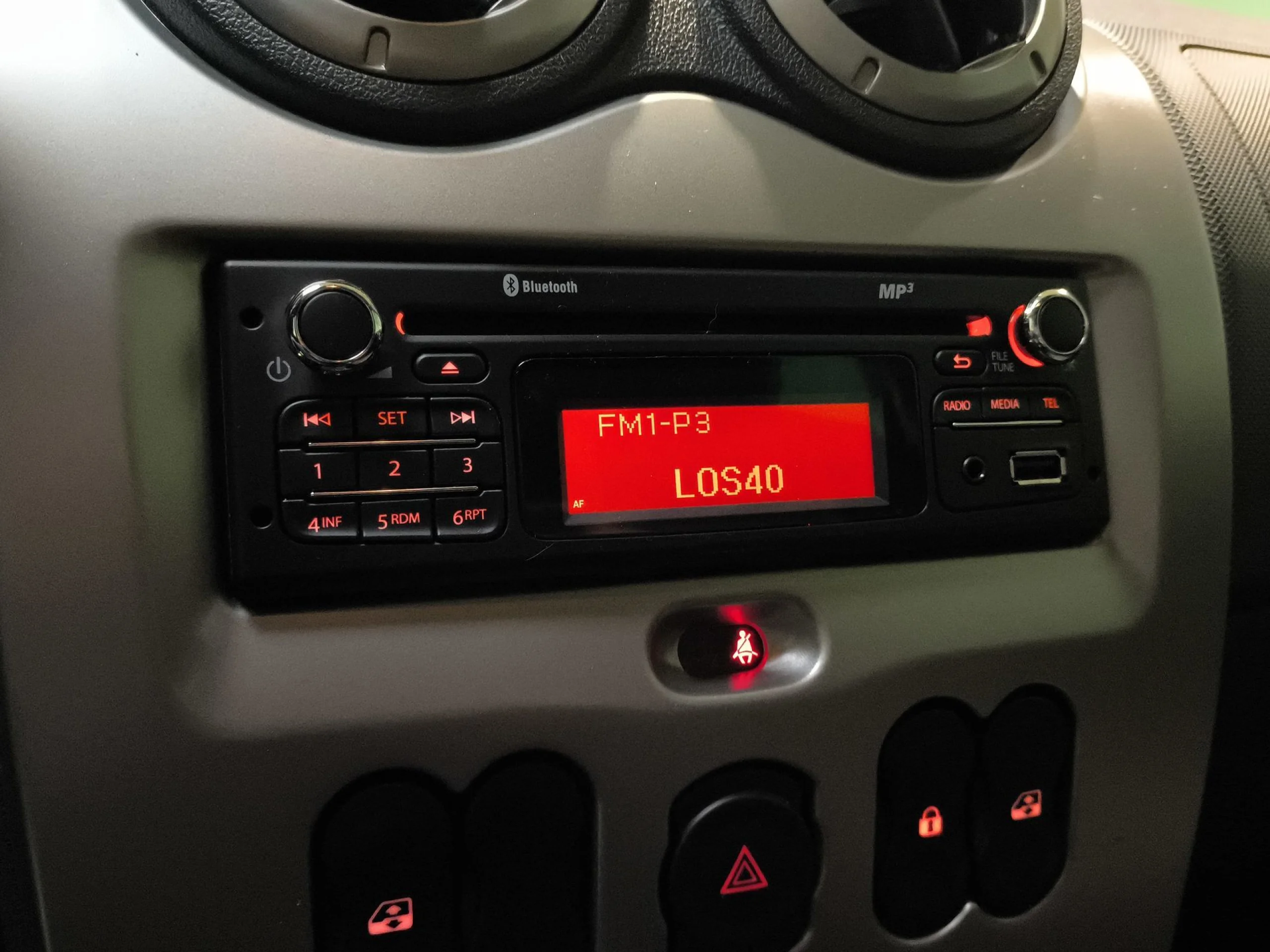 Dacia Duster Laureate dCi 79 kW (110 CV) - Foto 14