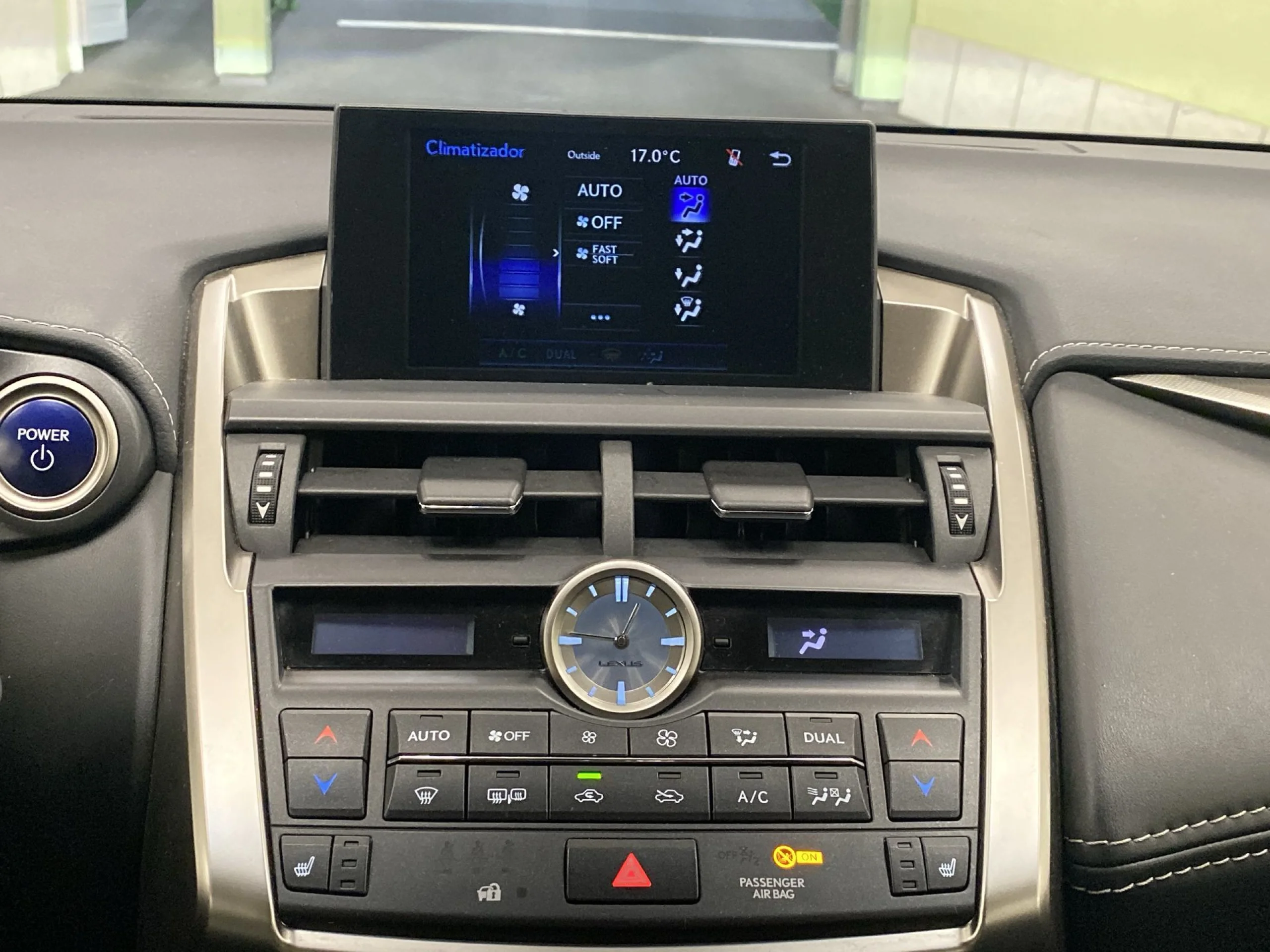 Lexus NX 300h Executive Tecno 4WD 145 kW (197 CV) - Foto 15