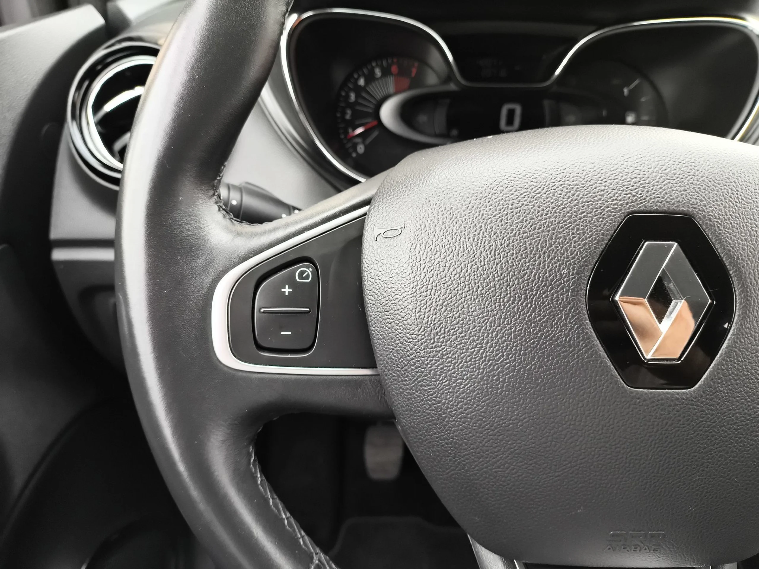 Renault Captur Zen Energy TCe 66 kW (90 CV) - Foto 13