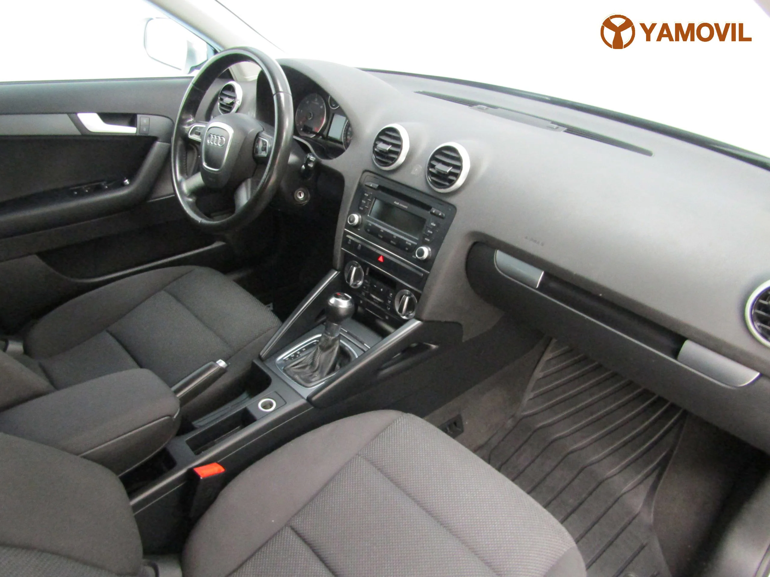 Audi A3 1.6 TDI SPORTBACK - Foto 13