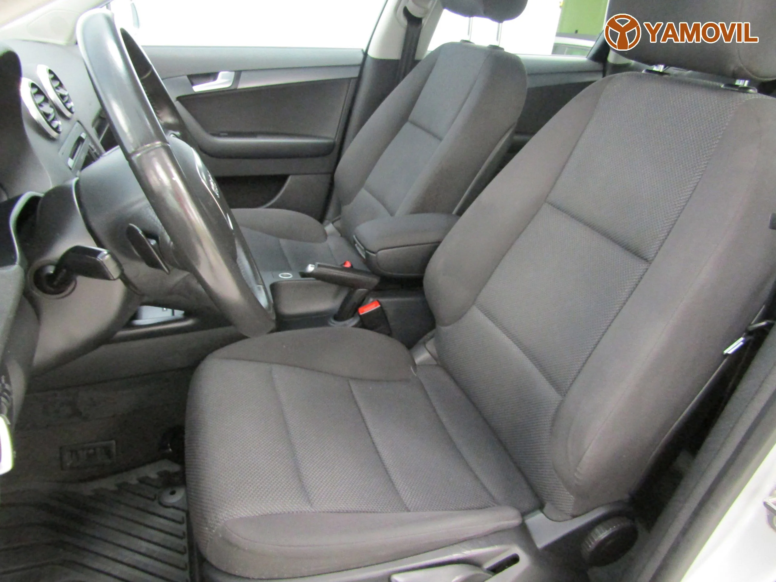 Audi A3 1.6 TDI SPORTBACK - Foto 16