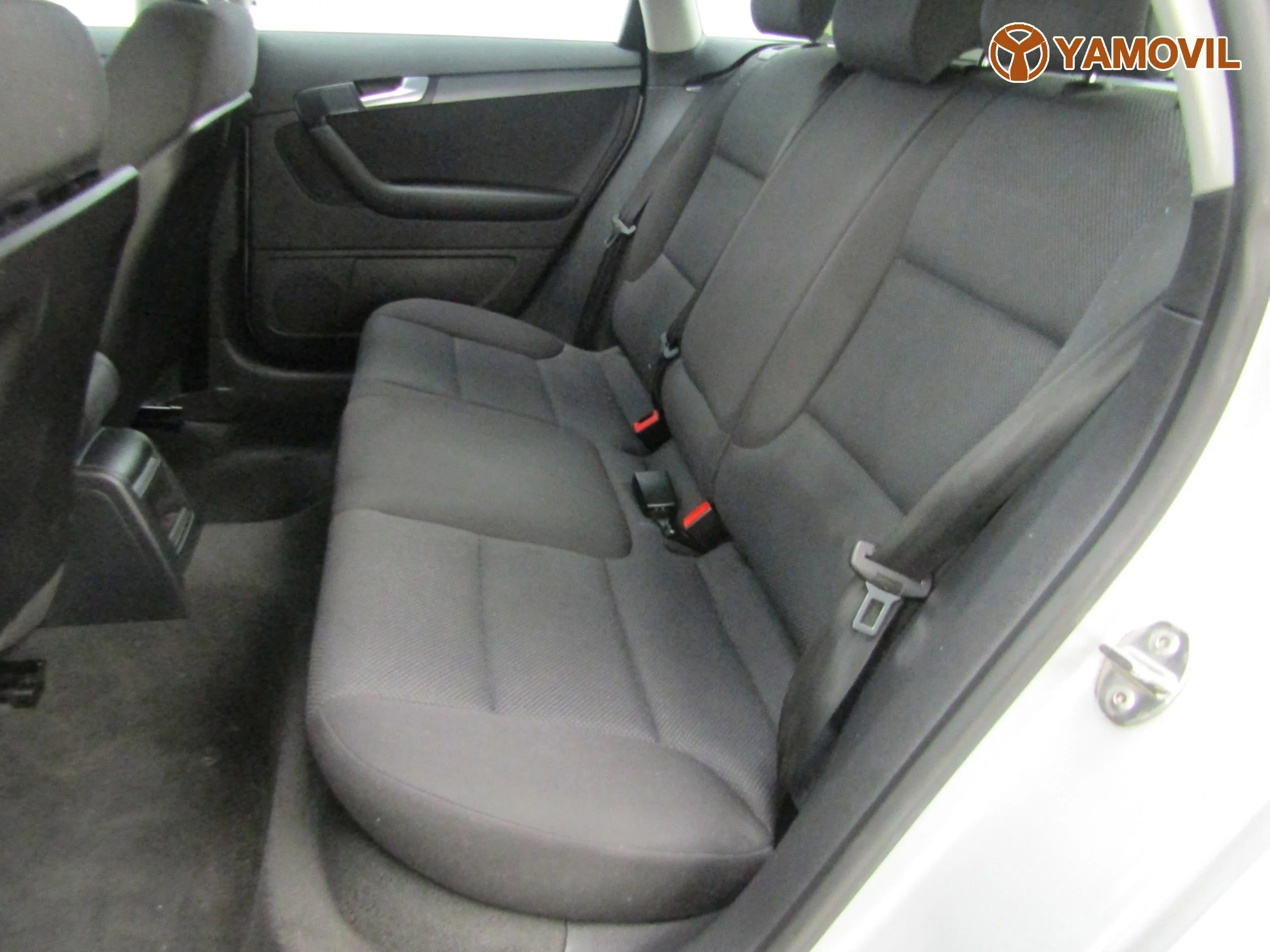 Audi A3 1.6 TDI SPORTBACK - Foto 17