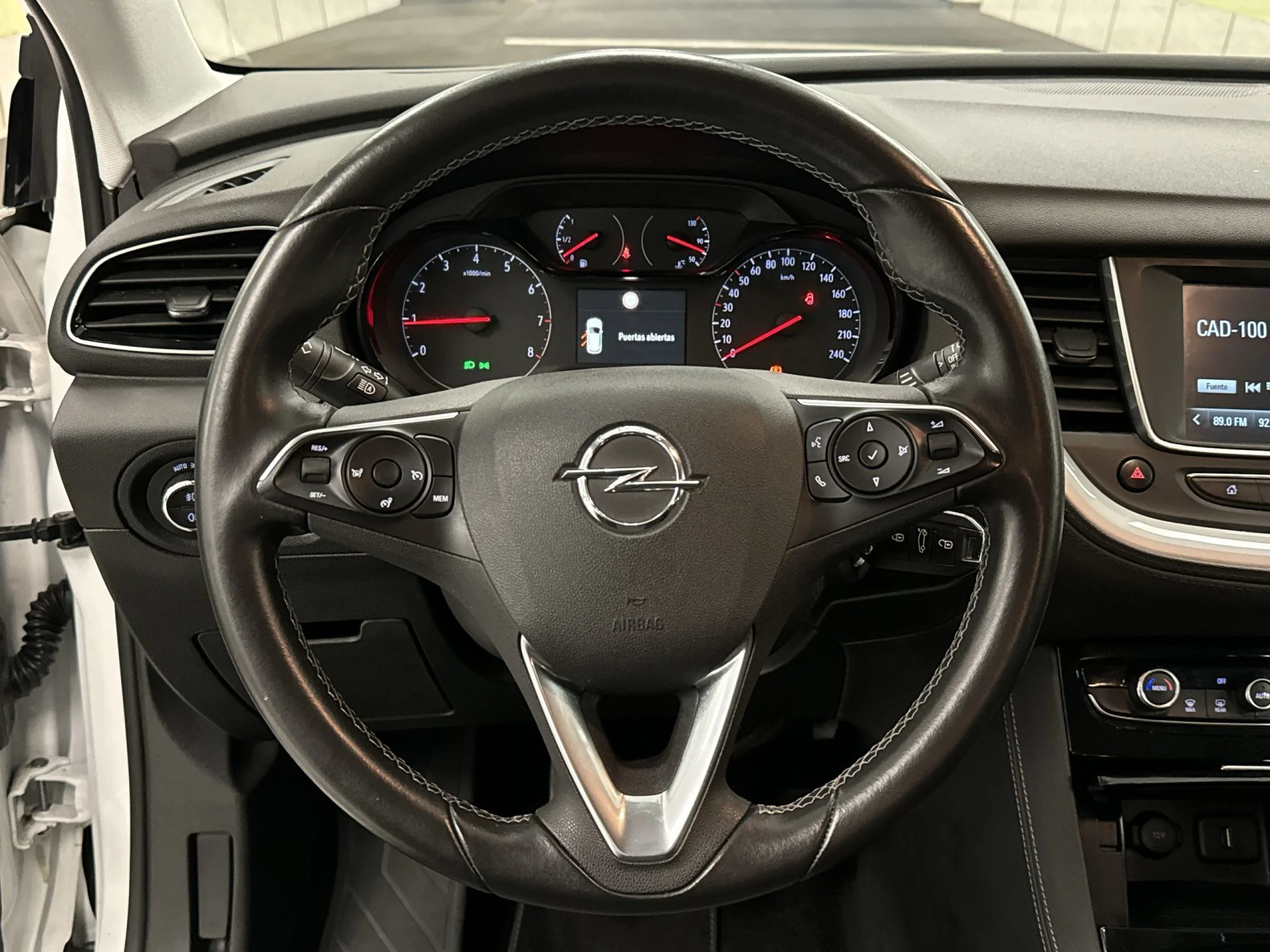 Opel Grandland X 1.2 Turbo SANDS Selective 96 kW (130 CV) - Foto 11
