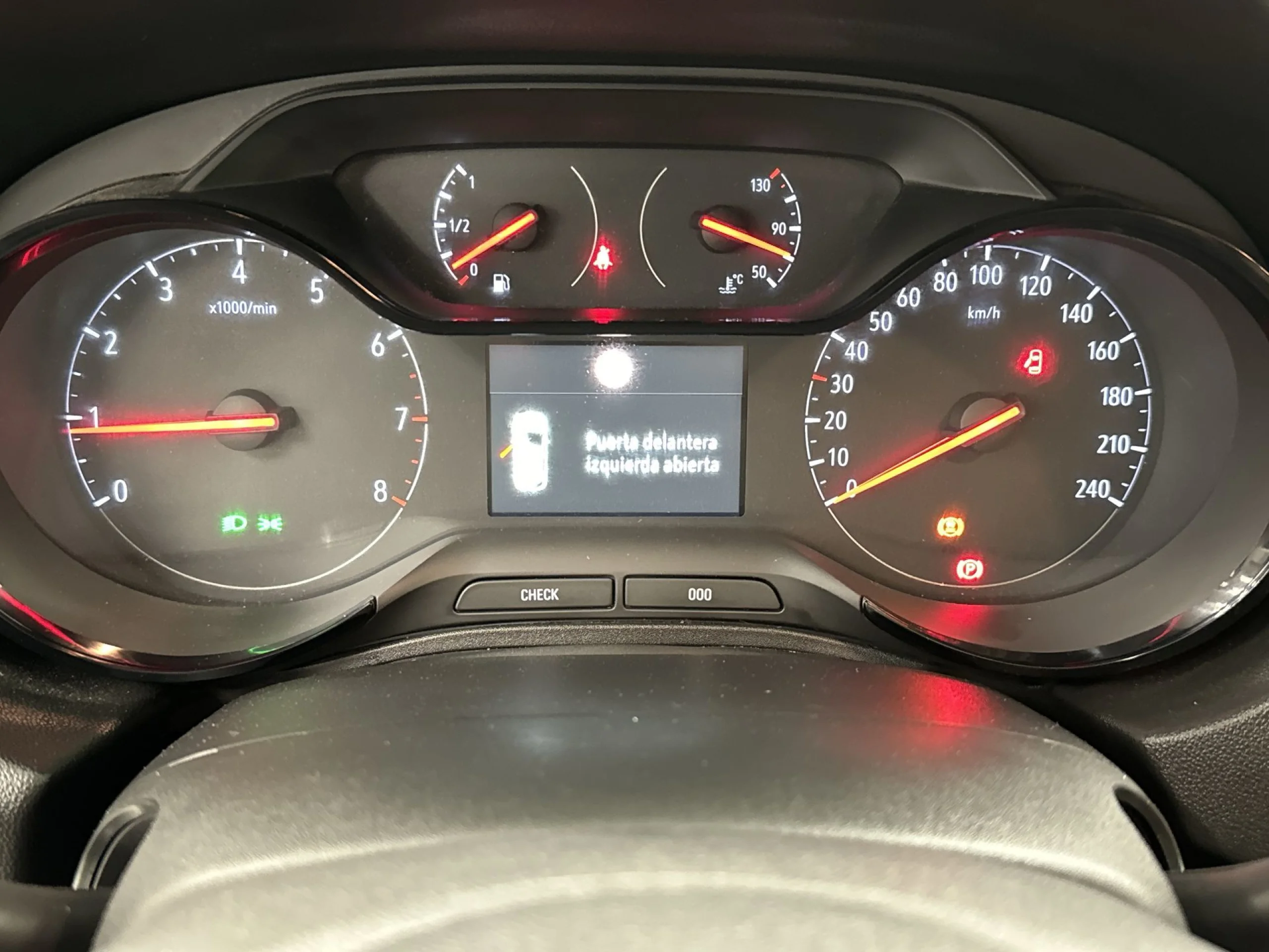 Opel Grandland X 1.2 Turbo SANDS Selective 96 kW (130 CV) - Foto 12