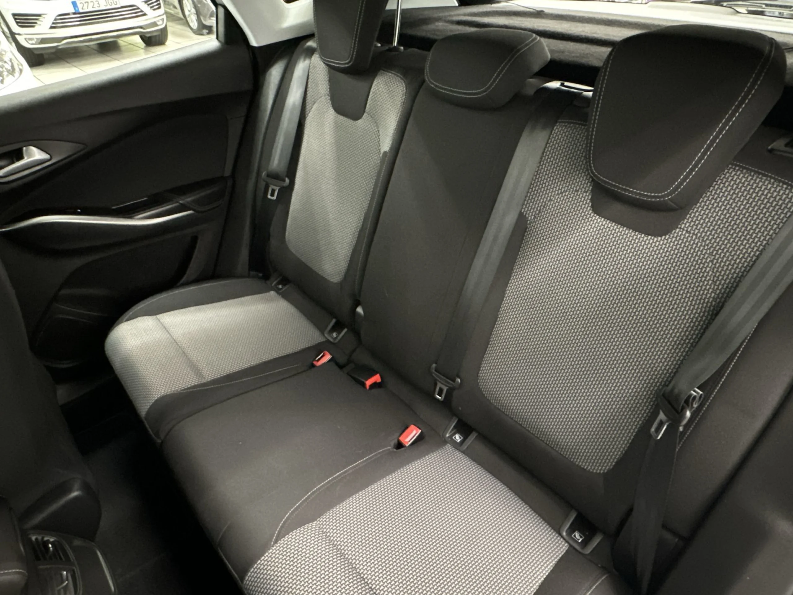Opel Grandland X 1.2 Turbo SANDS Selective 96 kW (130 CV) - Foto 18