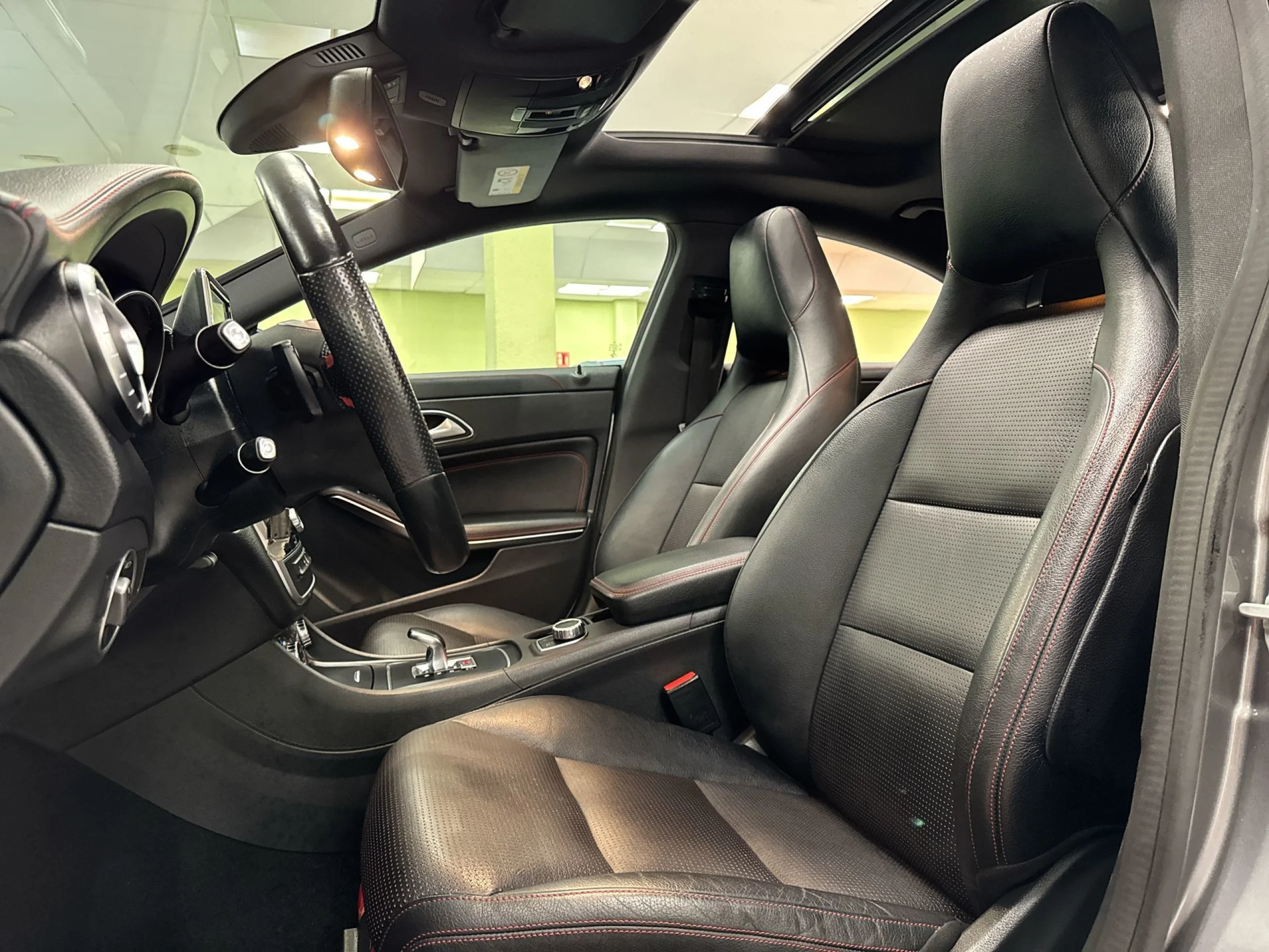 Mercedes-Benz CLA 45 AMG 4Matic  265 kW (360 CV) - Foto 8