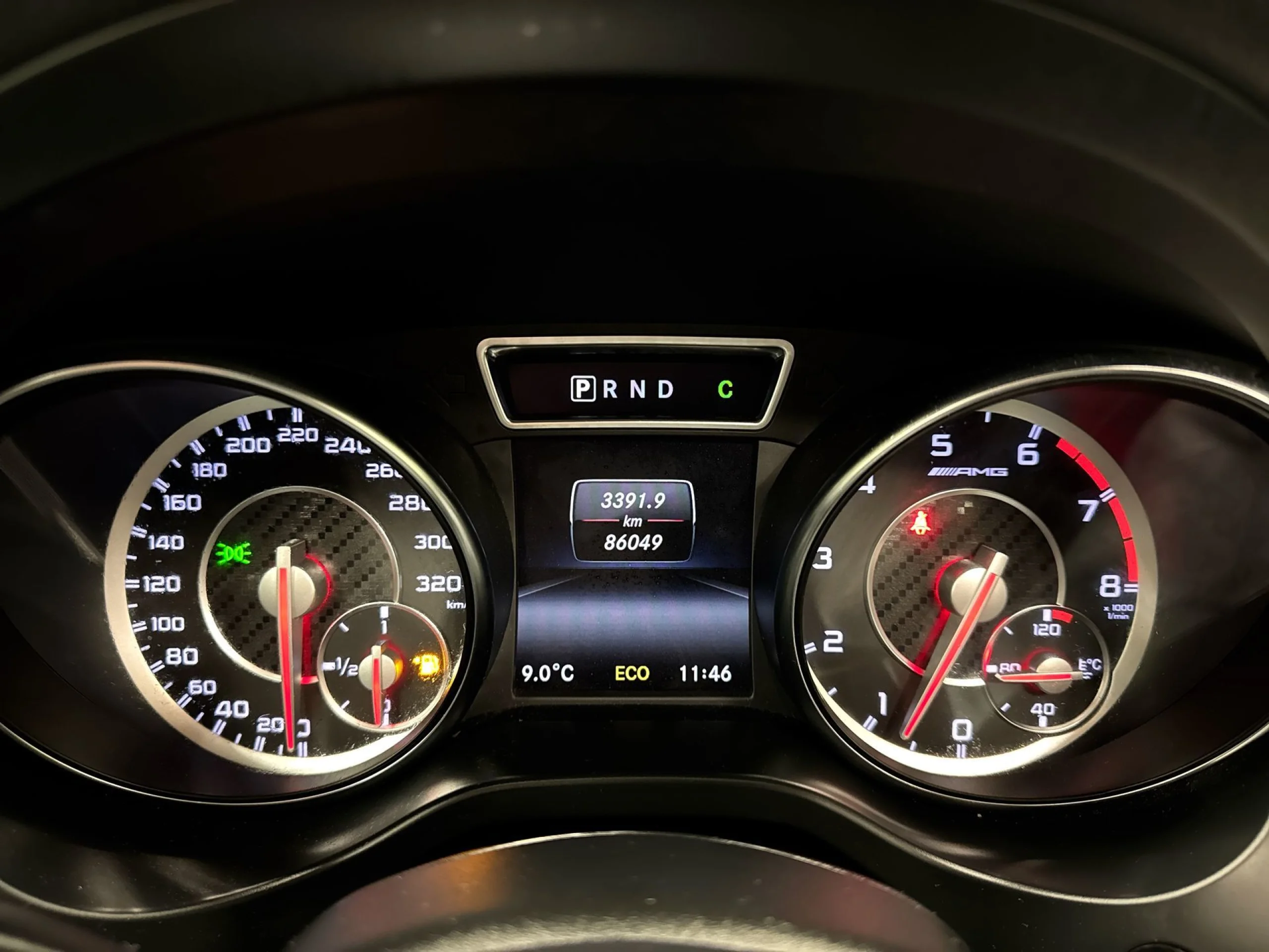 Mercedes-Benz CLA 45 AMG 4Matic  265 kW (360 CV) - Foto 14