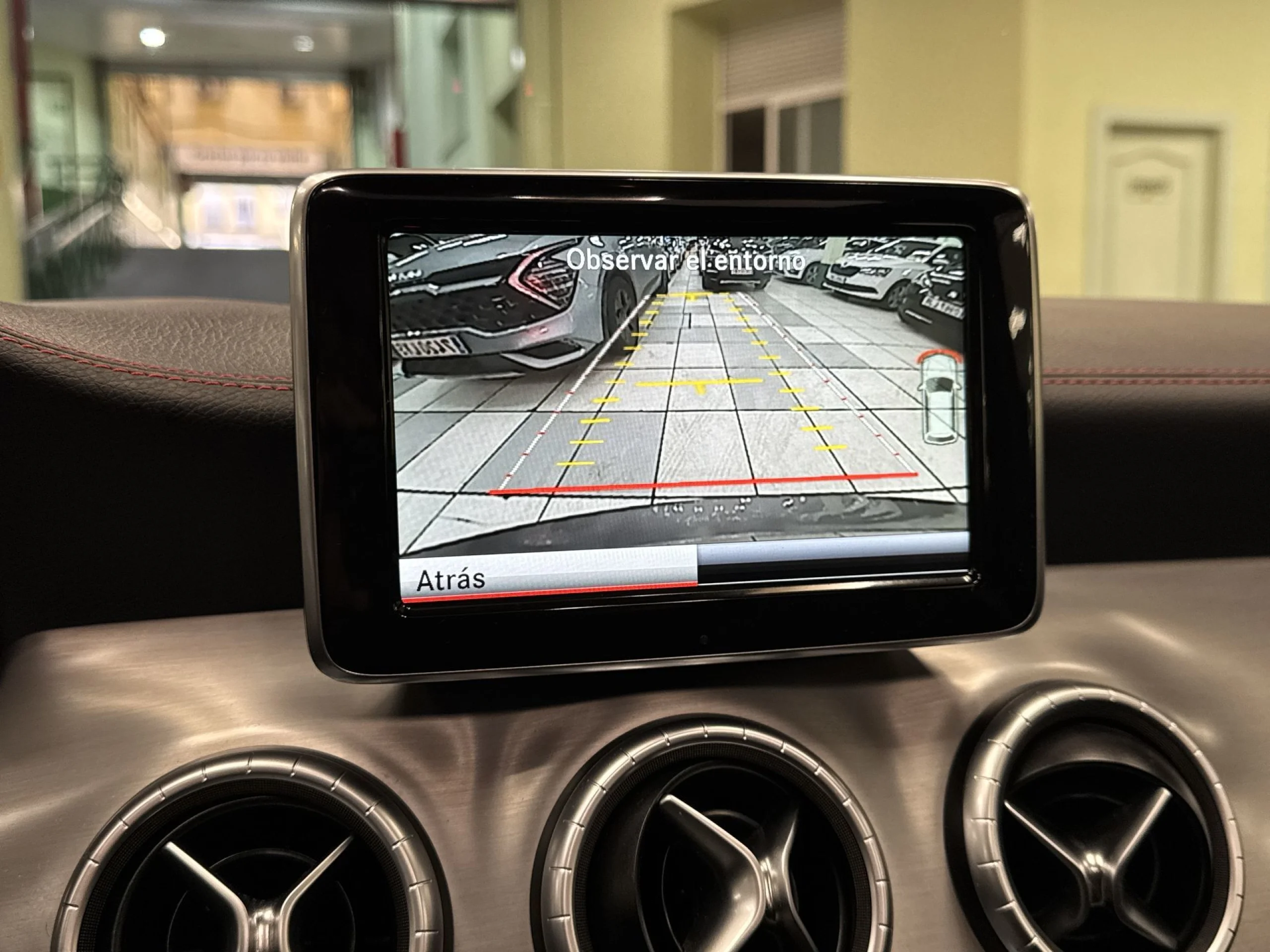 Mercedes-Benz CLA 45 AMG 4Matic  265 kW (360 CV) - Foto 18