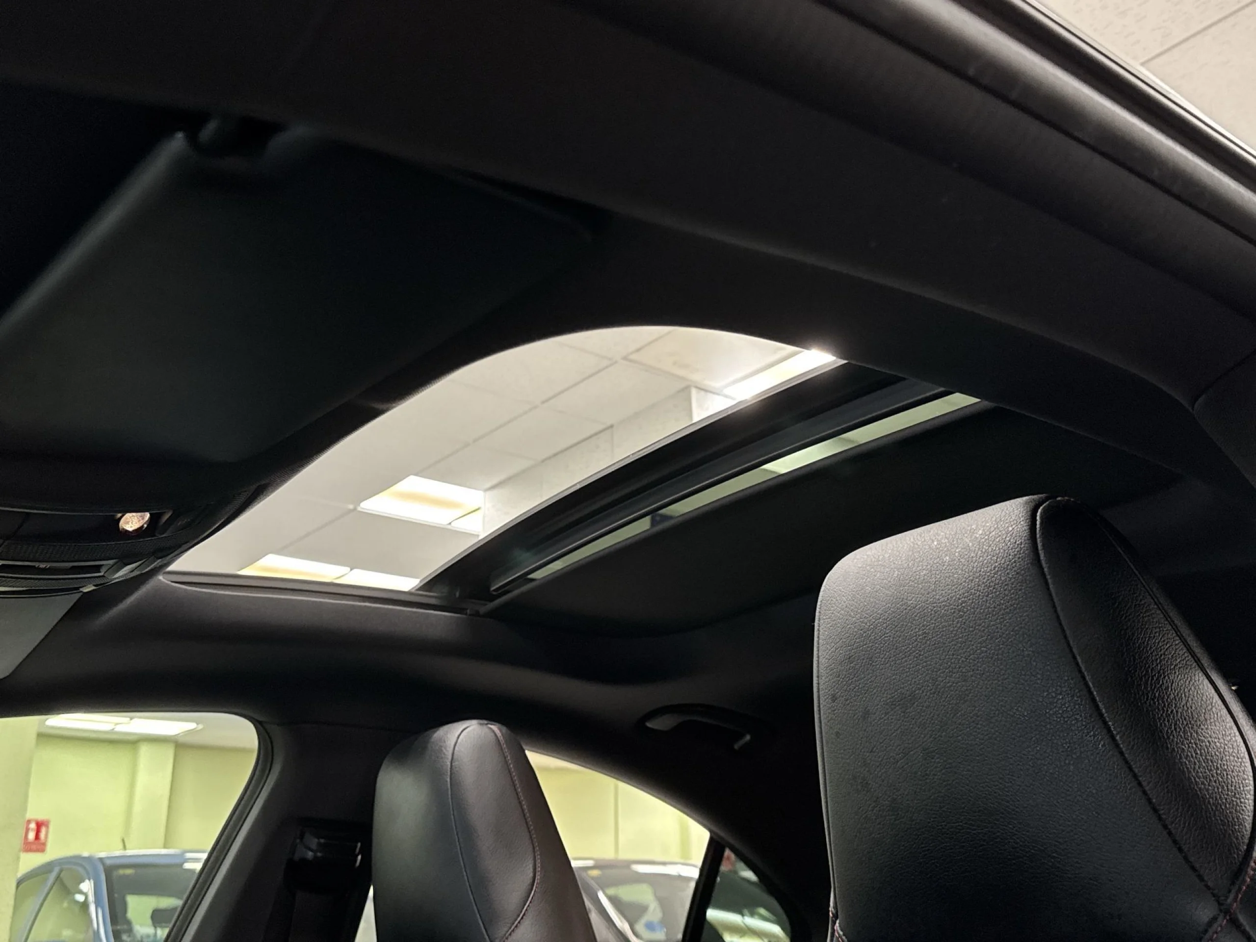 Mercedes-Benz CLA 45 AMG 4Matic  265 kW (360 CV) - Foto 22