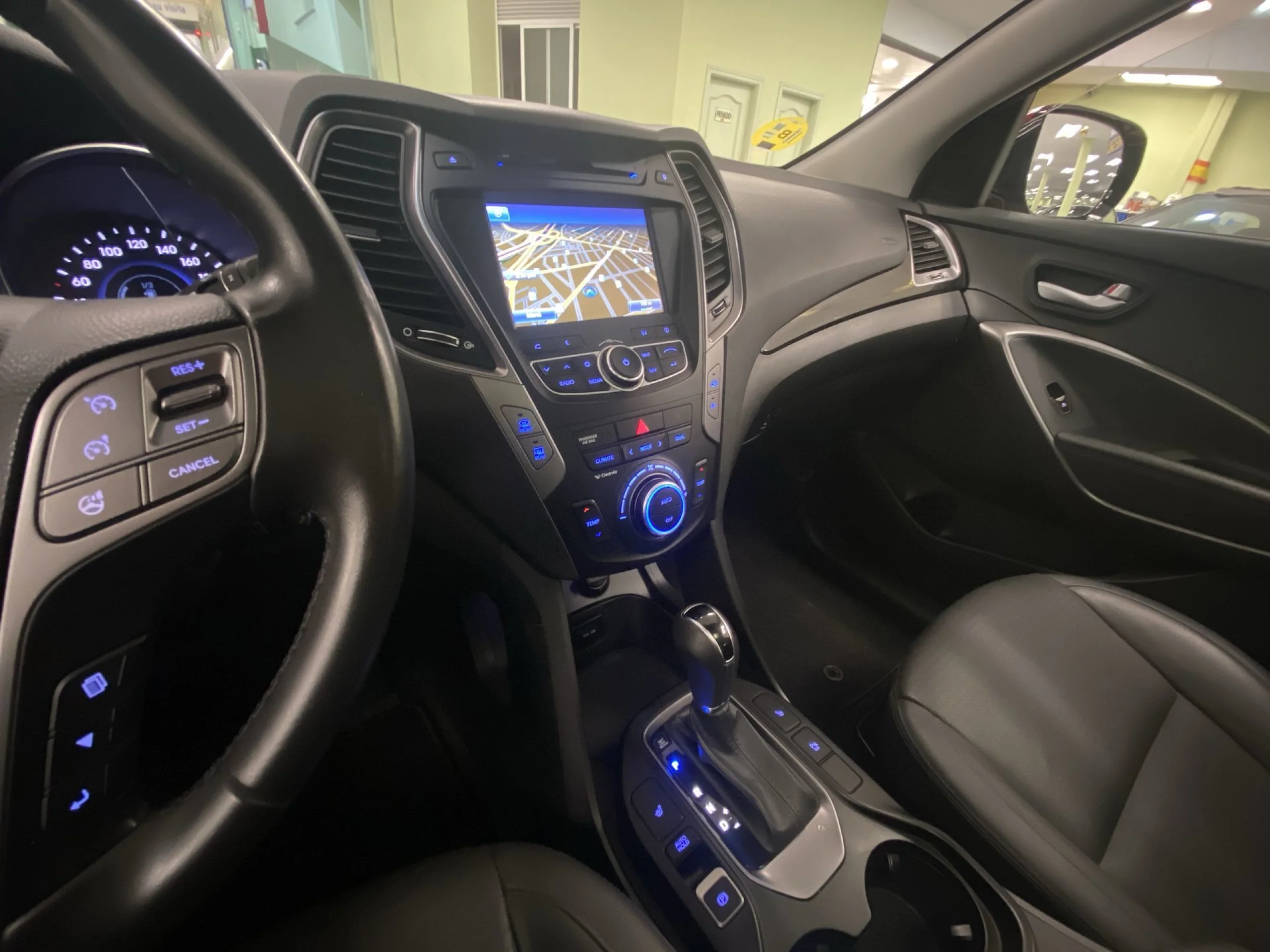 Hyundai Santa Fe 2.2 CRDI Style 4x4 Auto 145 kW (197 CV) - Foto 18