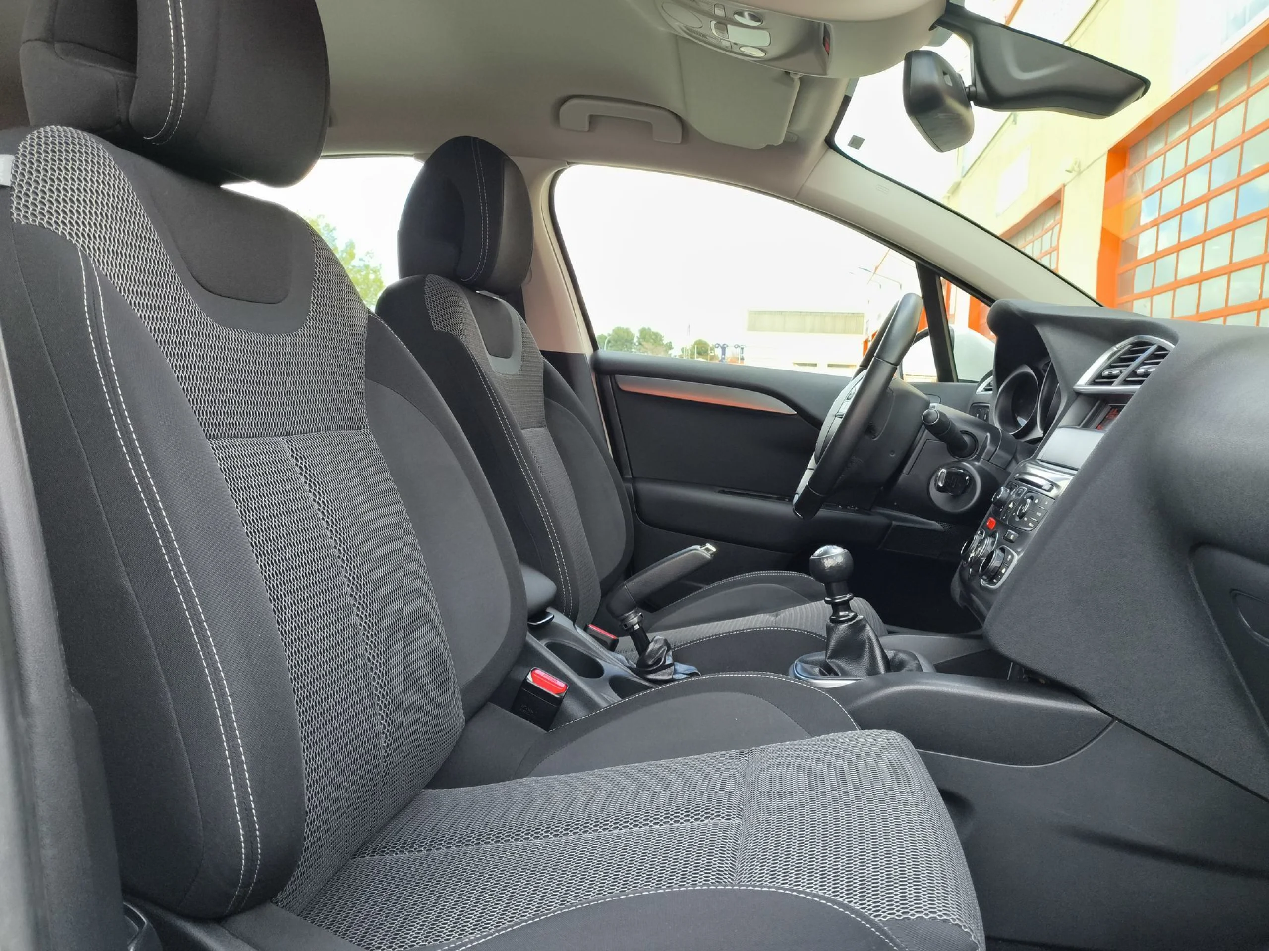 Citroen C4 PureTech 130 SANDS Collection 96 kW (130 CV) - Foto 19